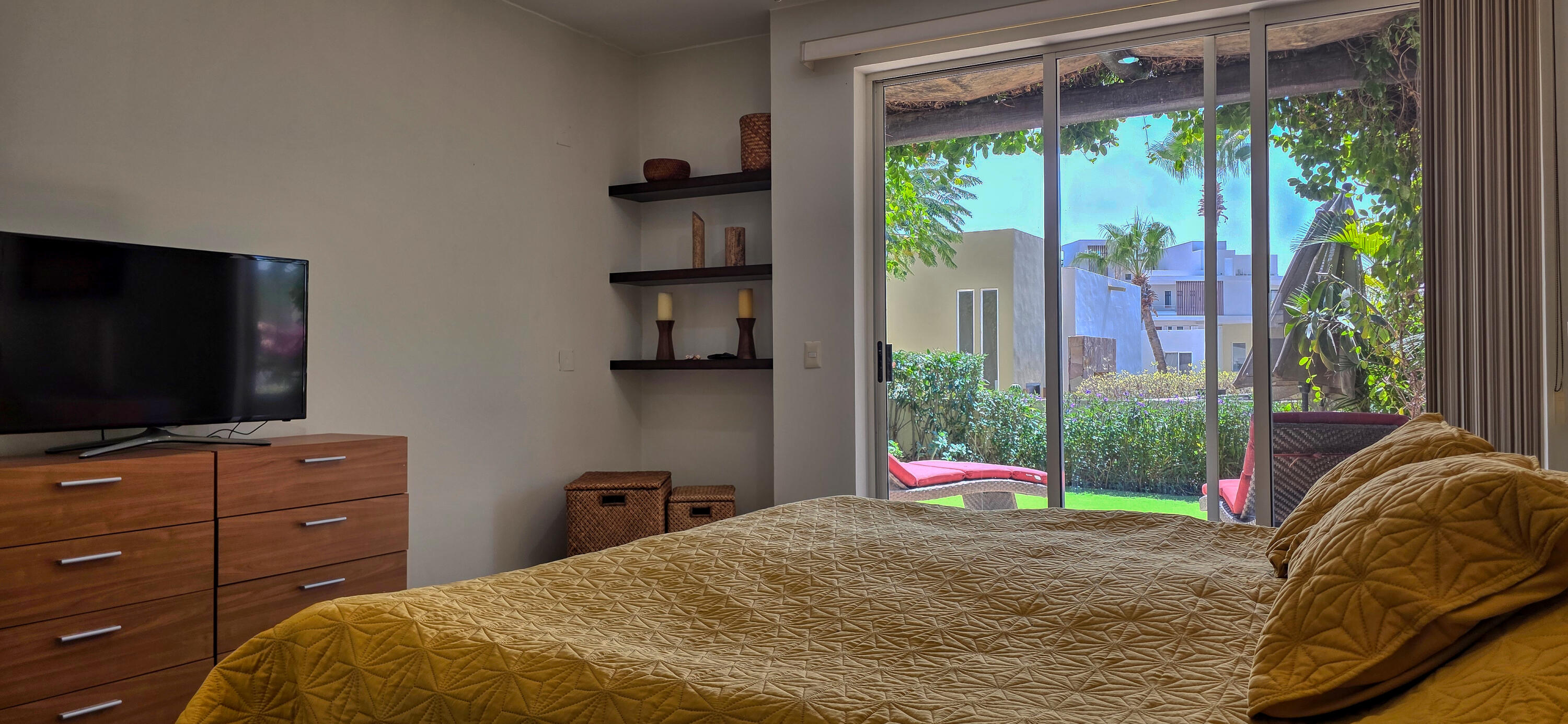 E2 Calle Sirenas, Casa Gudo's Amazing Sunset