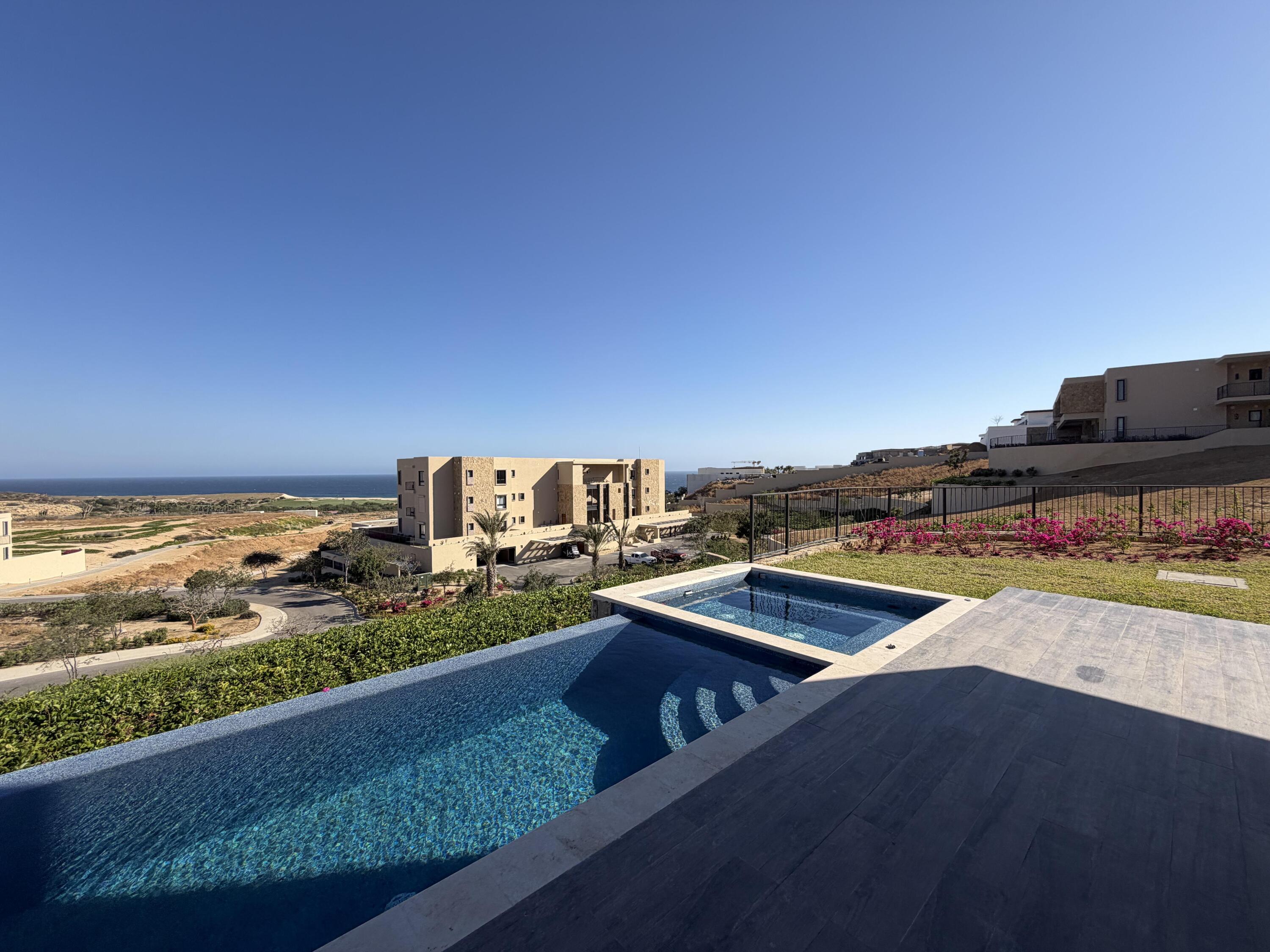 Ocean View Luxury Residence Condo, Alvar Pentgarden 3 Bedroom