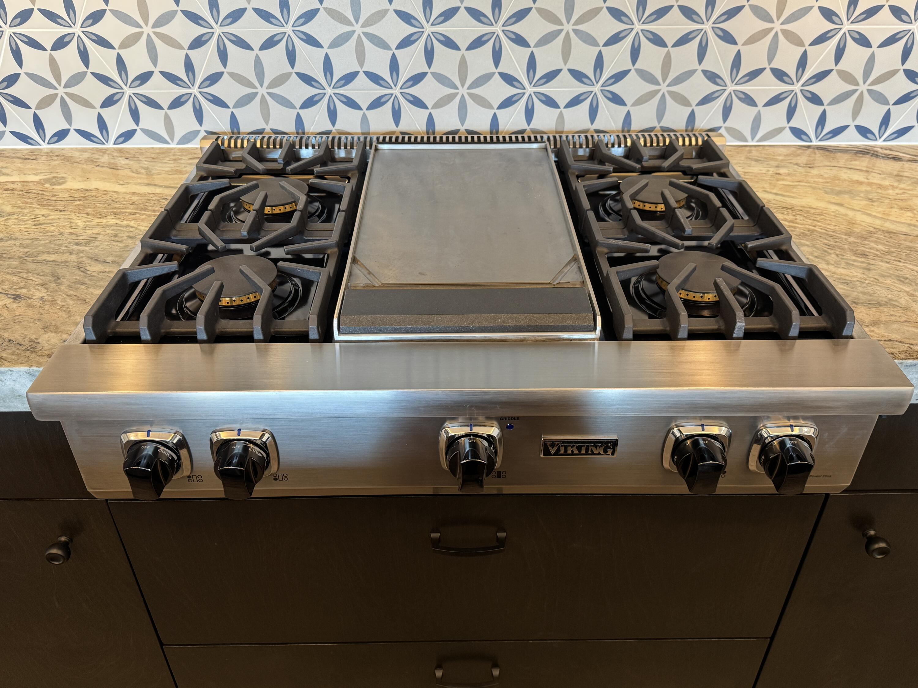 Ocean View Luxury Residence Condo, Alvar Pentgarden 3 Bedroom