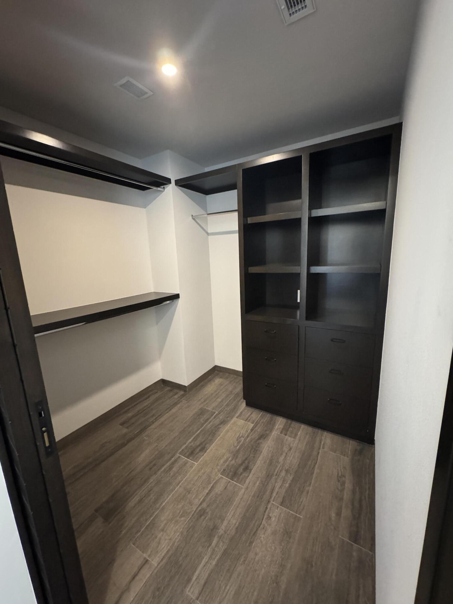 Ocean View Luxury Residence Condo, Alvar Pentgarden 3 Bedroom