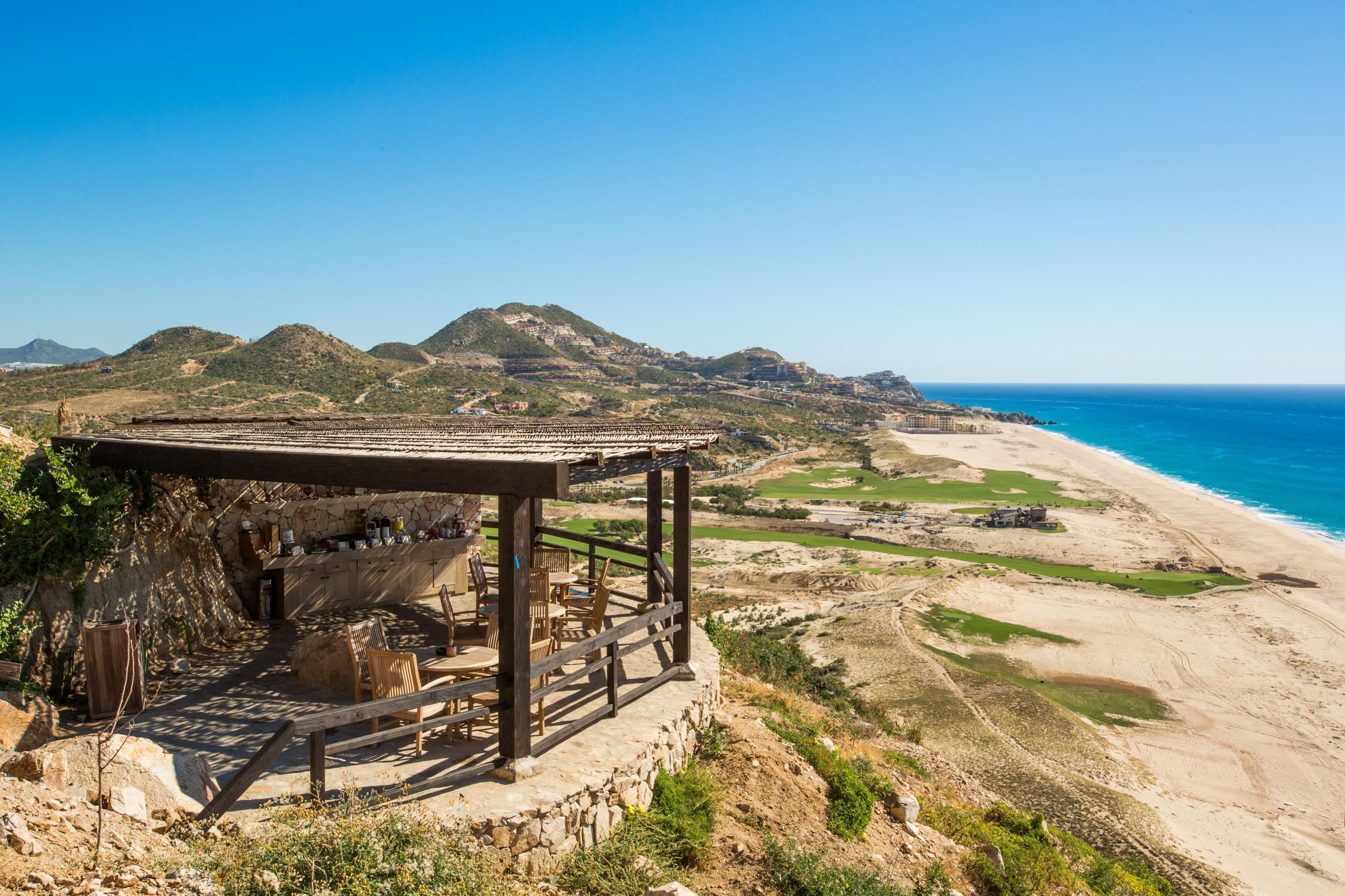Great Ocean views, Copala Garden Level