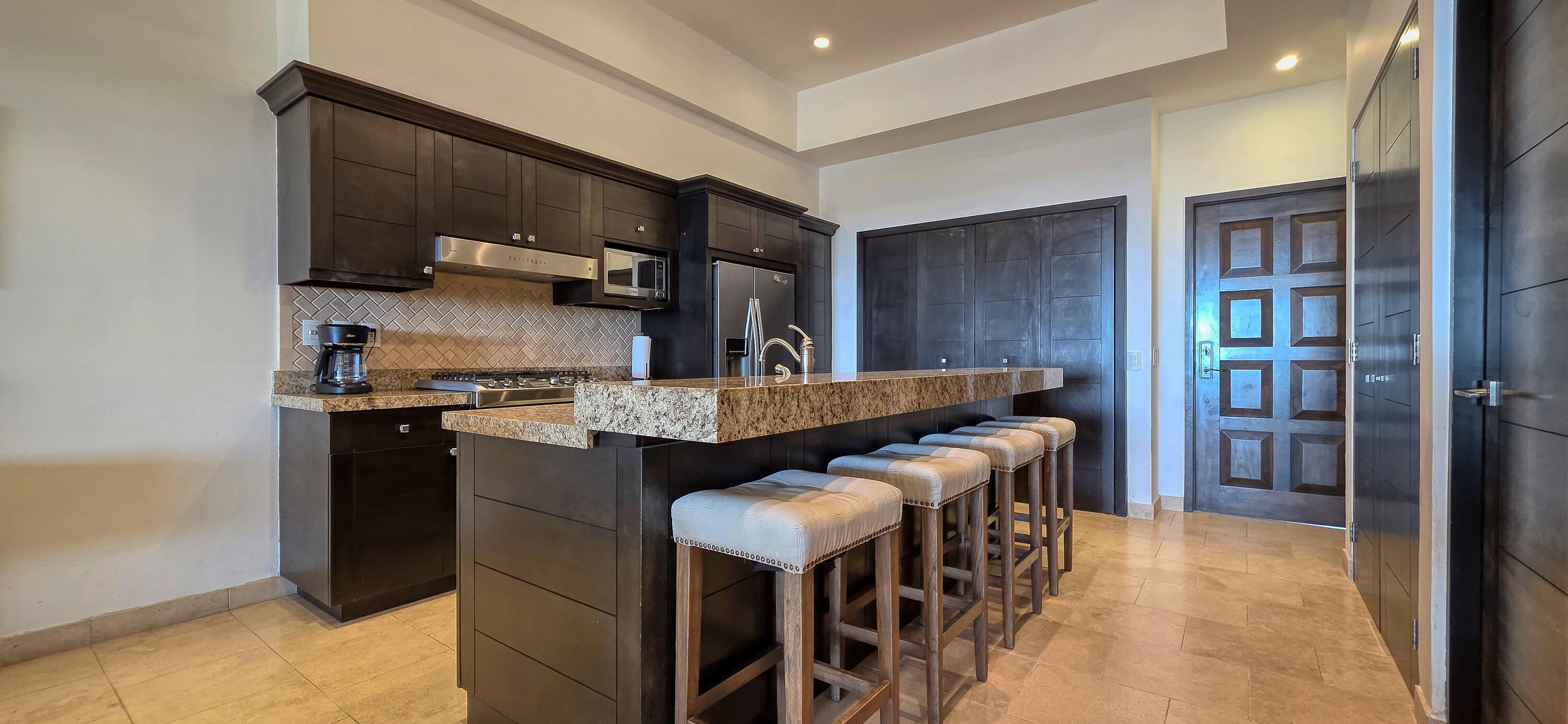 Great Ocean views, Copala Garden Level