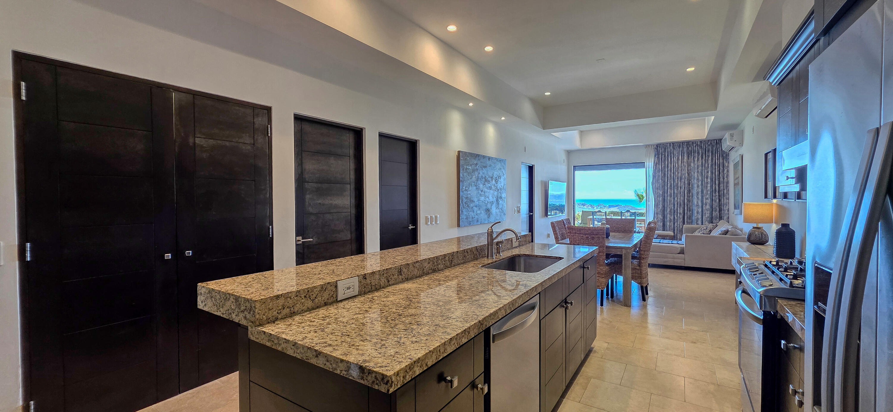 Great Ocean views, Copala Garden Level