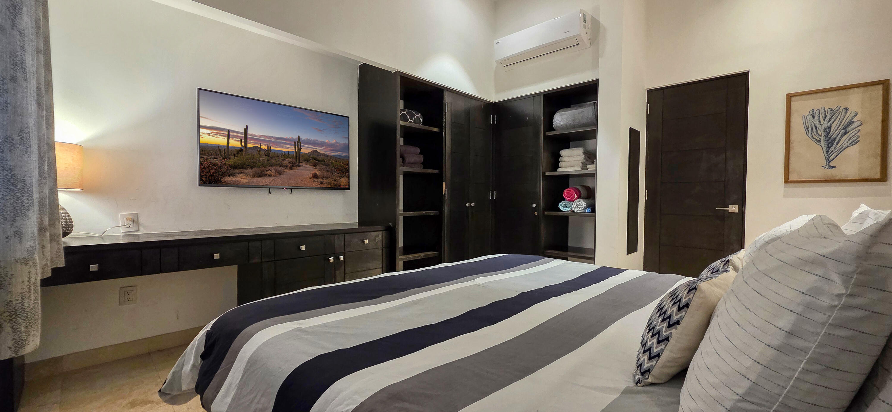 Great Ocean views, Copala Garden Level