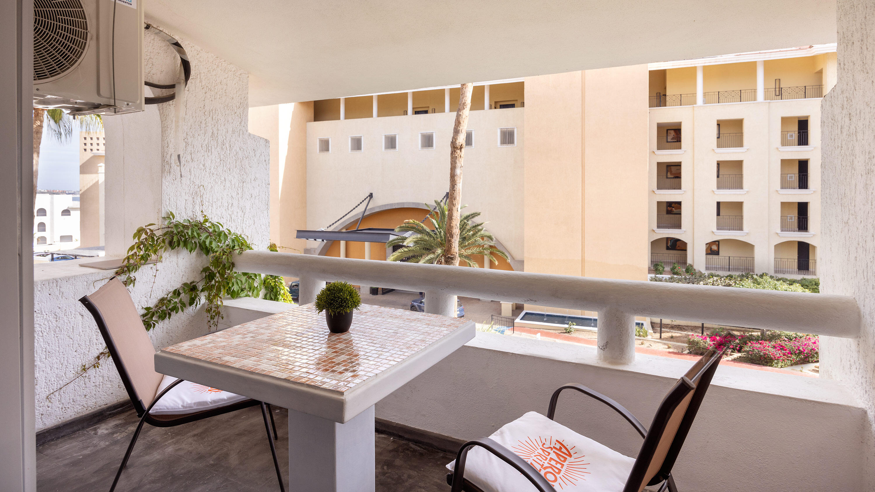 23453 avenida del pescador, Bahia condo