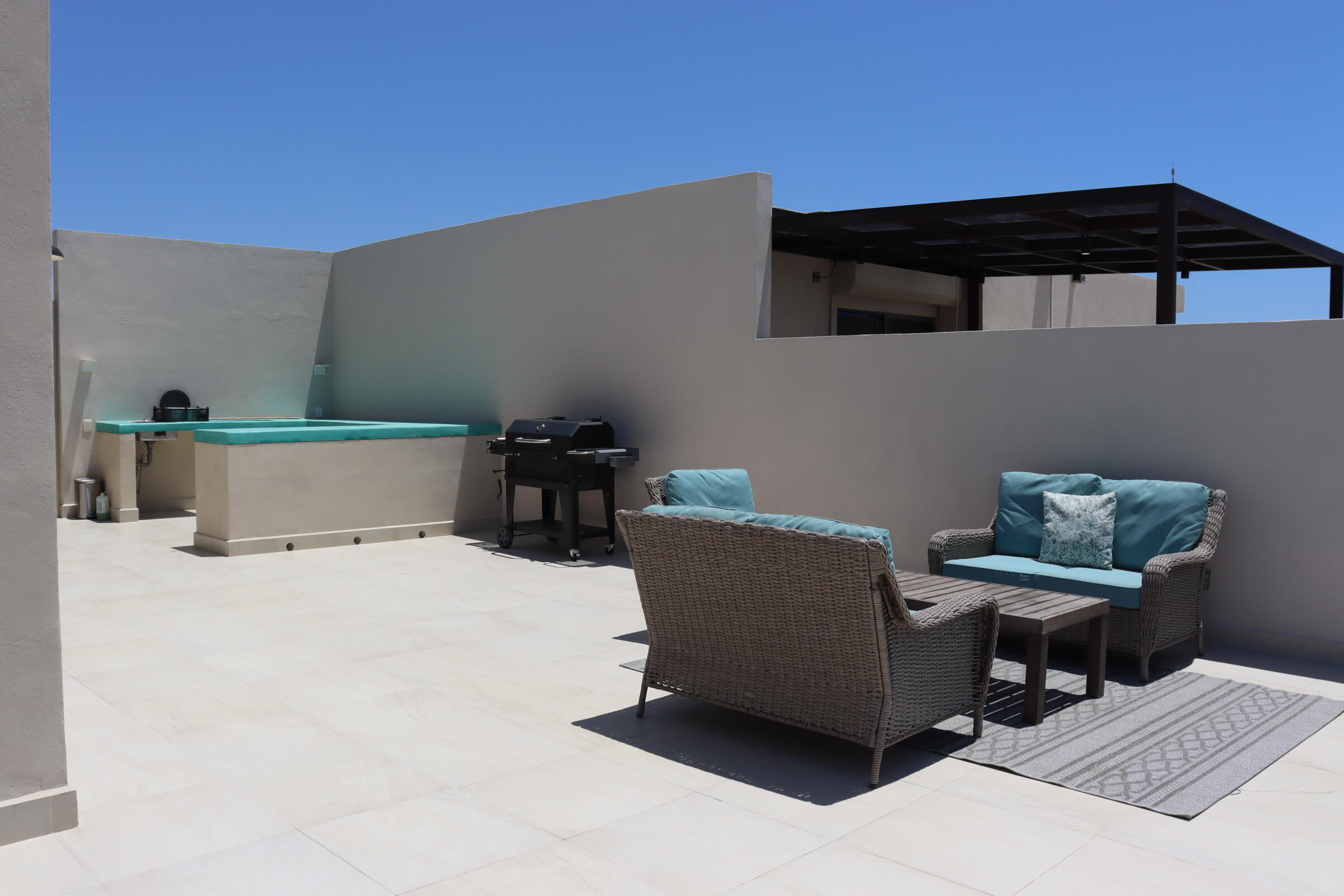 Vista Vela ph. 3 penthouse