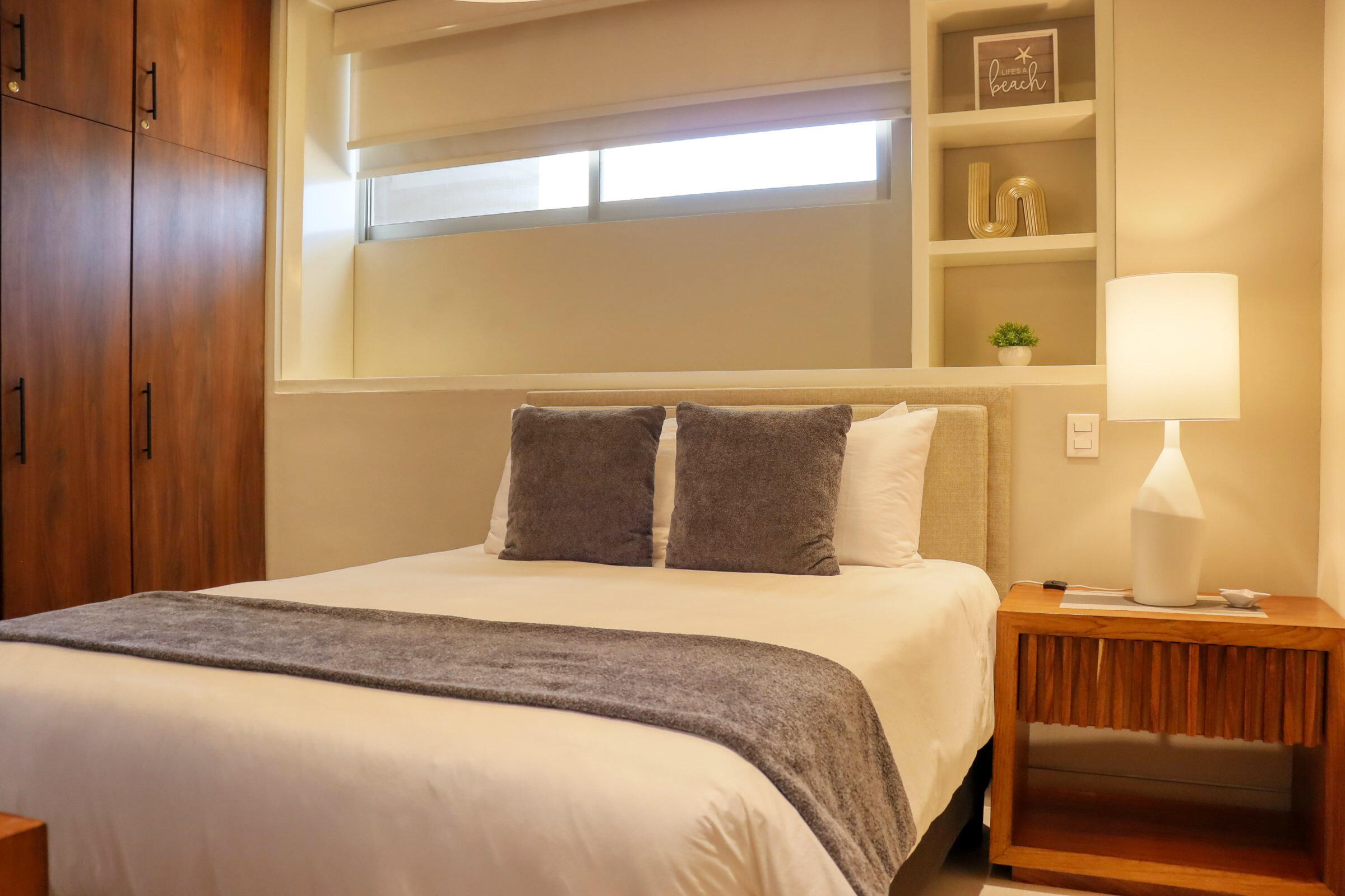 Vista Vela ph. 3 penthouse