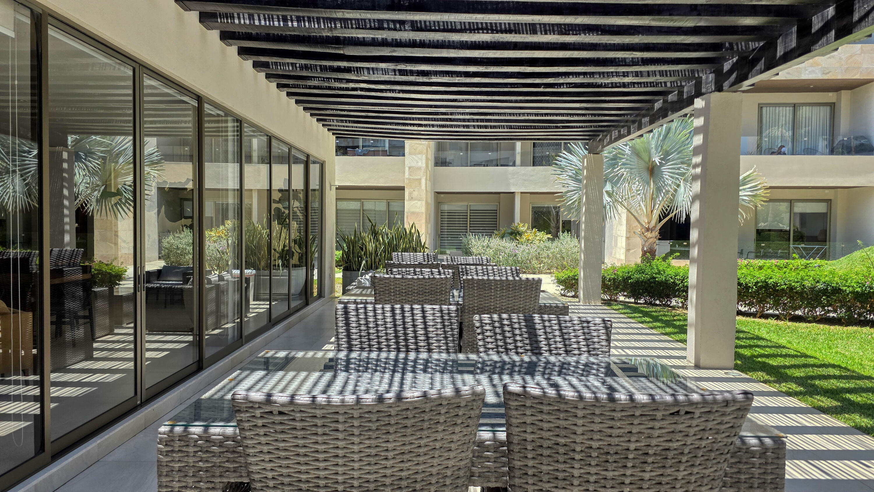 Vista Vela ph. 3 penthouse