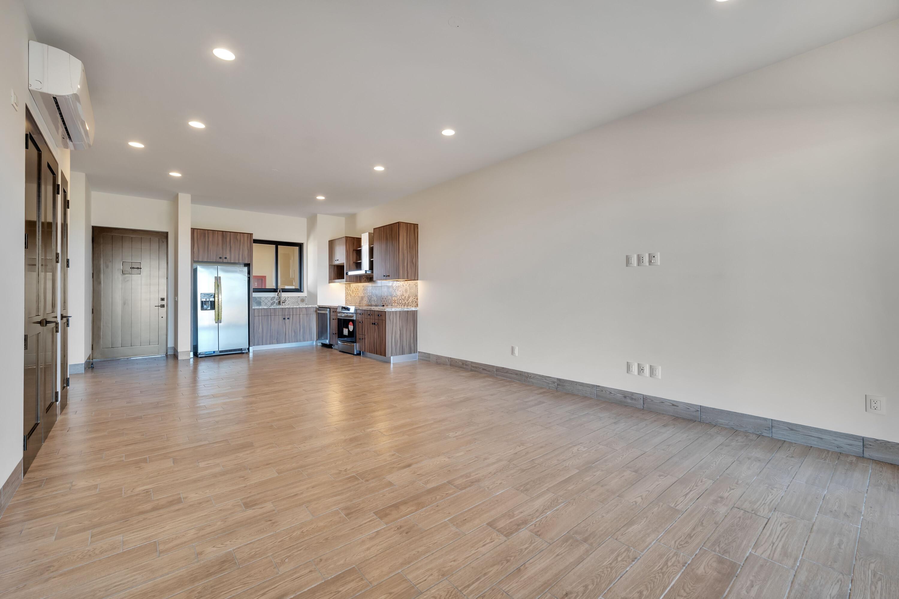Seller Financing, Mavila 2 bed, 2 bath. Floor 2