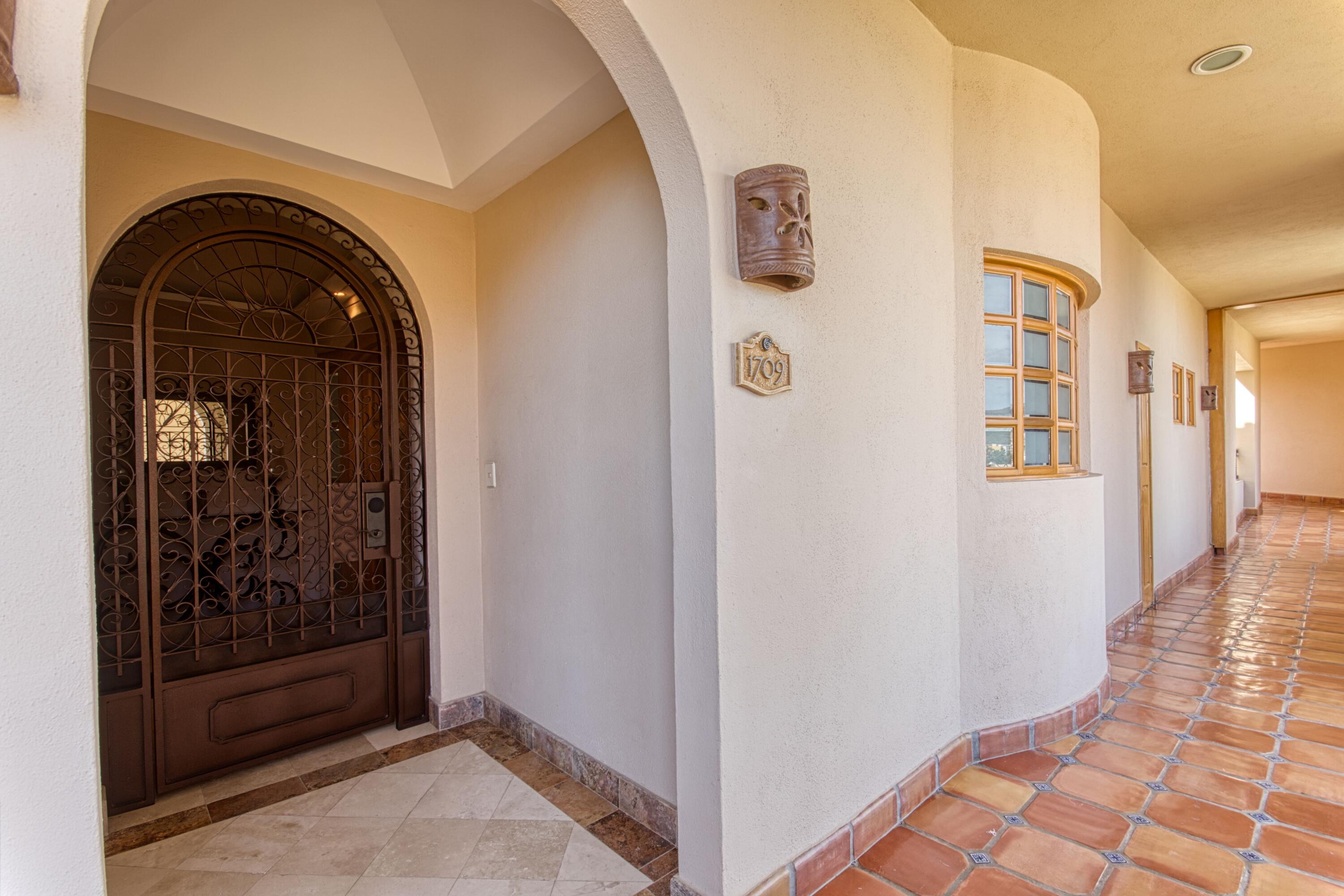 Estancia Panoramic Bay Views, Villa La