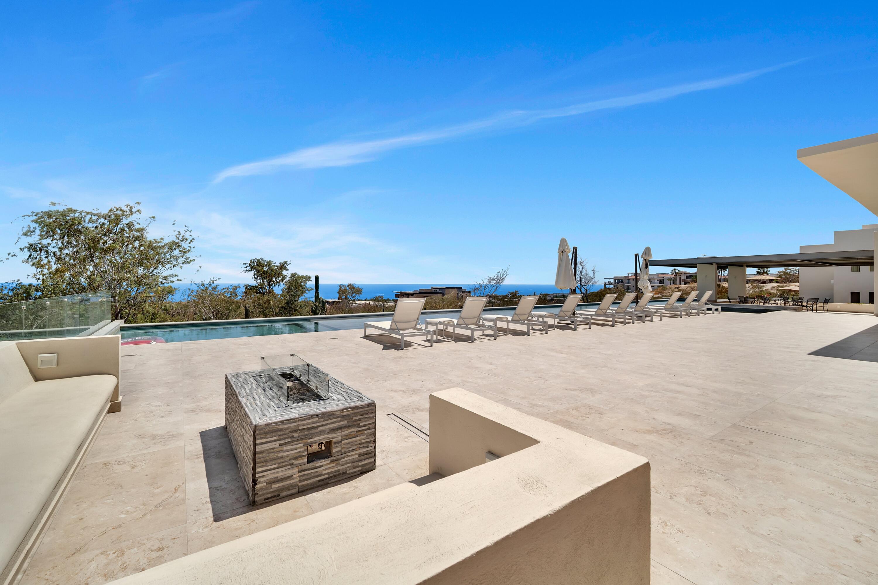 Cabo Costa Condo