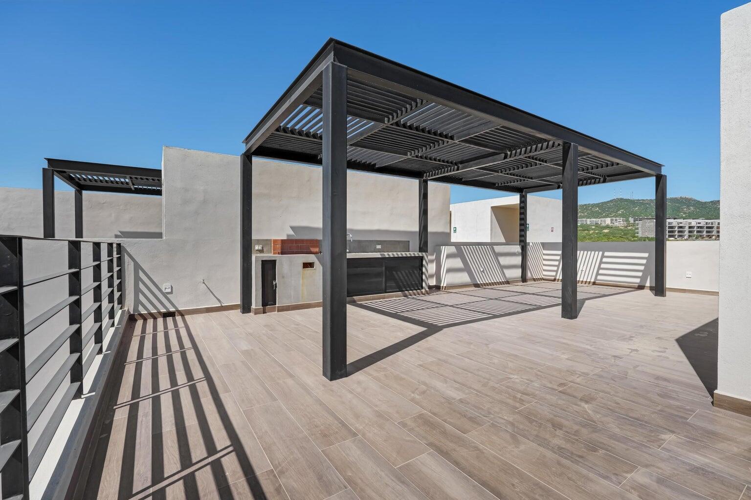 La Mar Penthouse with Ocean View, Seller Financing -