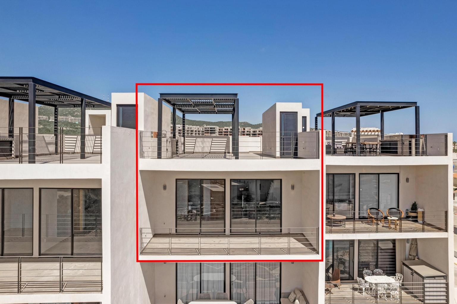 La Mar Penthouse with Ocean View, Seller Financing -
