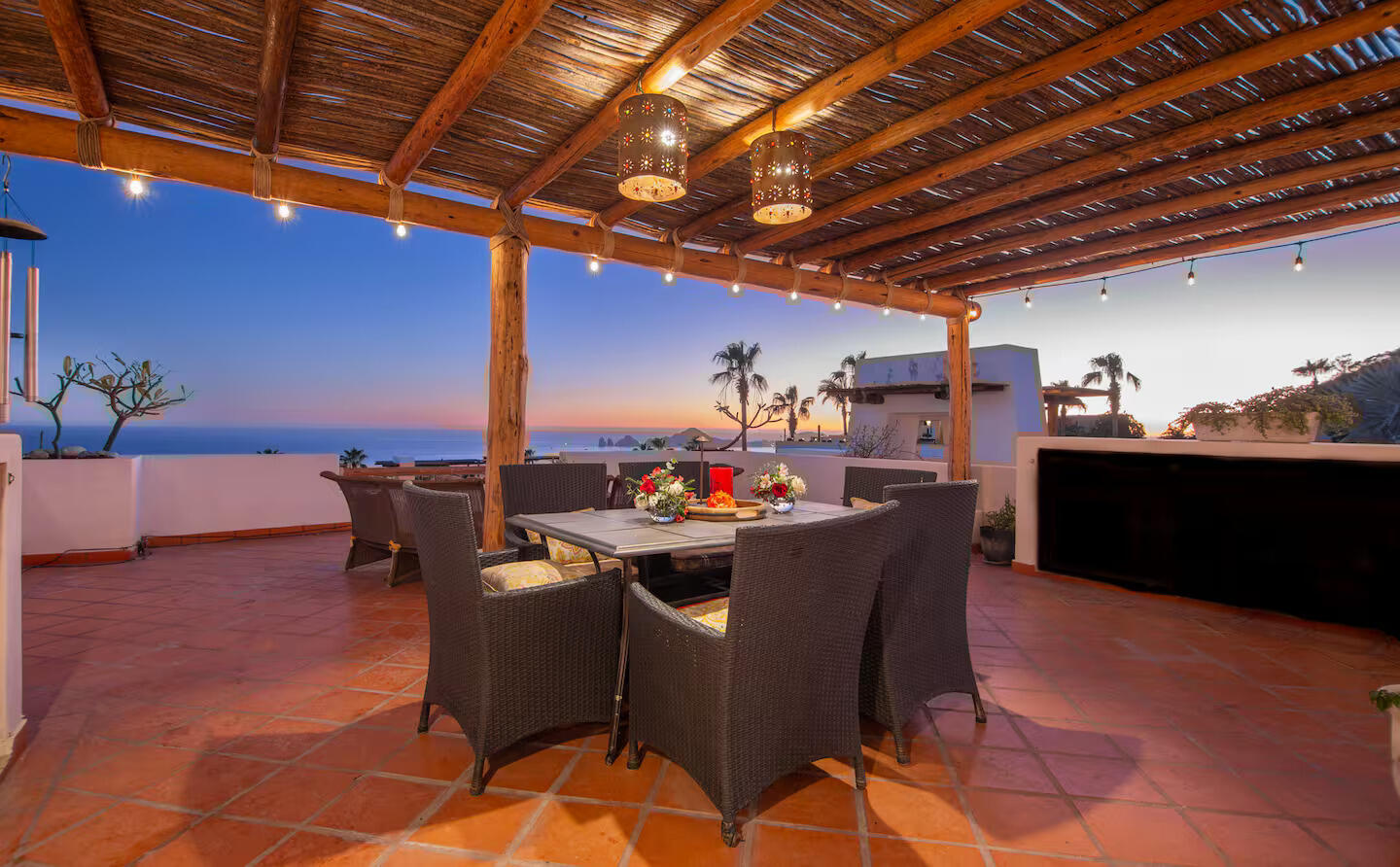 Pura Vida -Ocean View Home, Casa