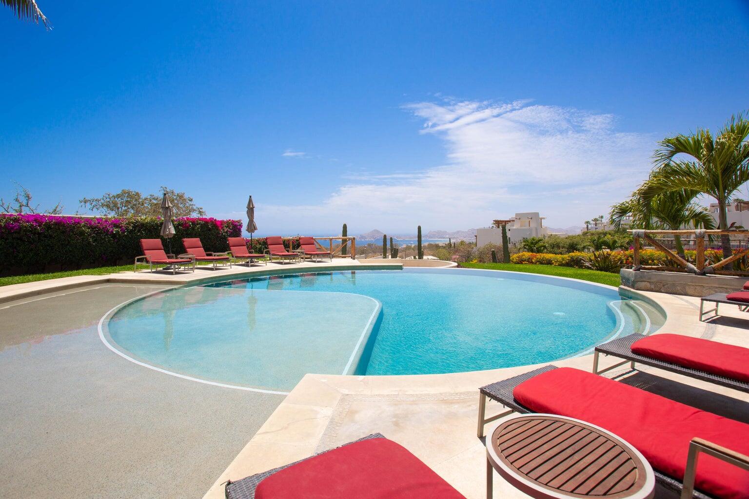 Pura Vida -Ocean View Home, Casa