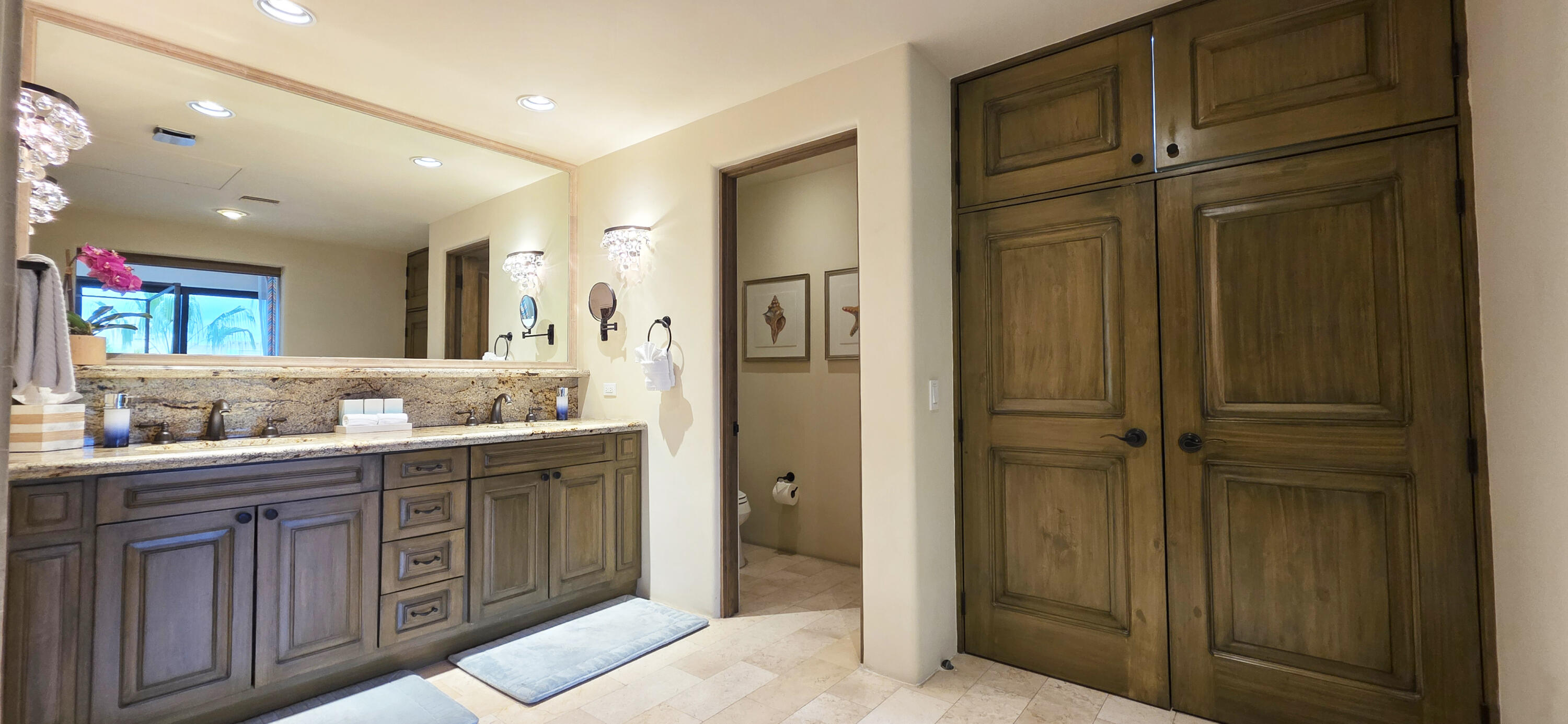 Hacienda Beach Club Residence