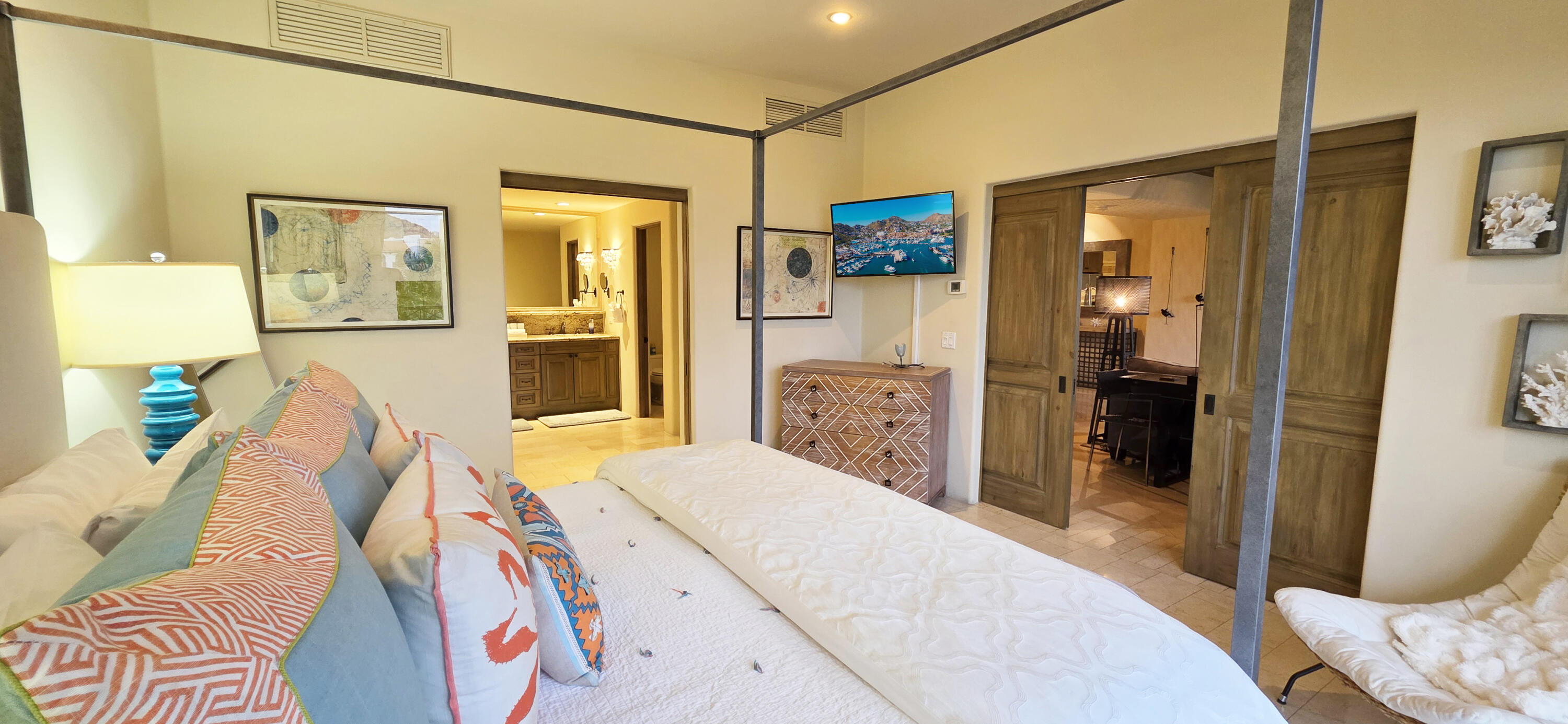 Hacienda Beach Club Residence