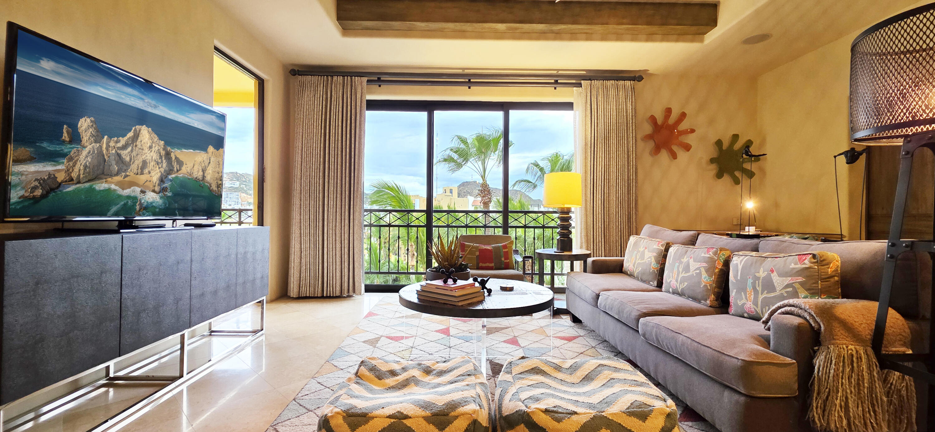 Hacienda Beach Club Residence