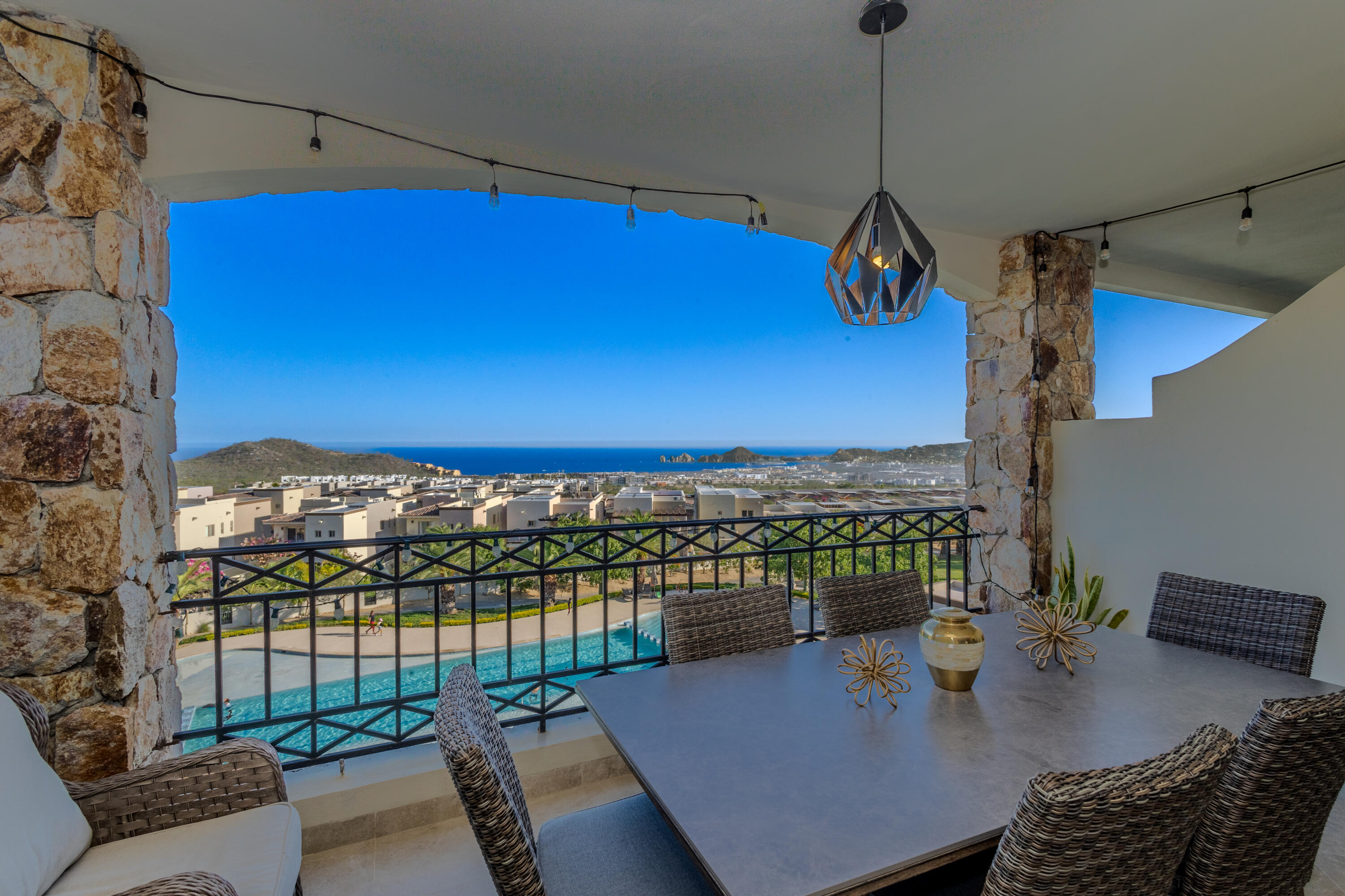 San Miguel, Ventanas 3B