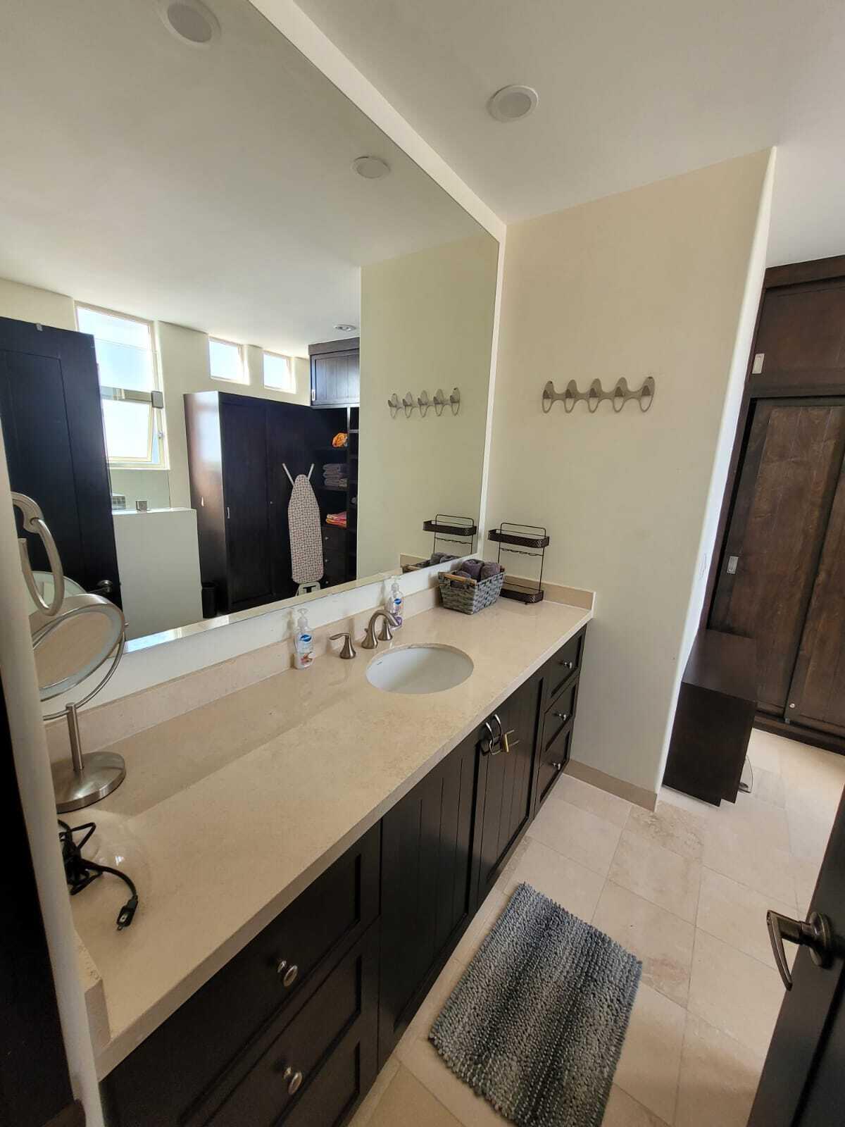 San Miguel, Ventanas 3B