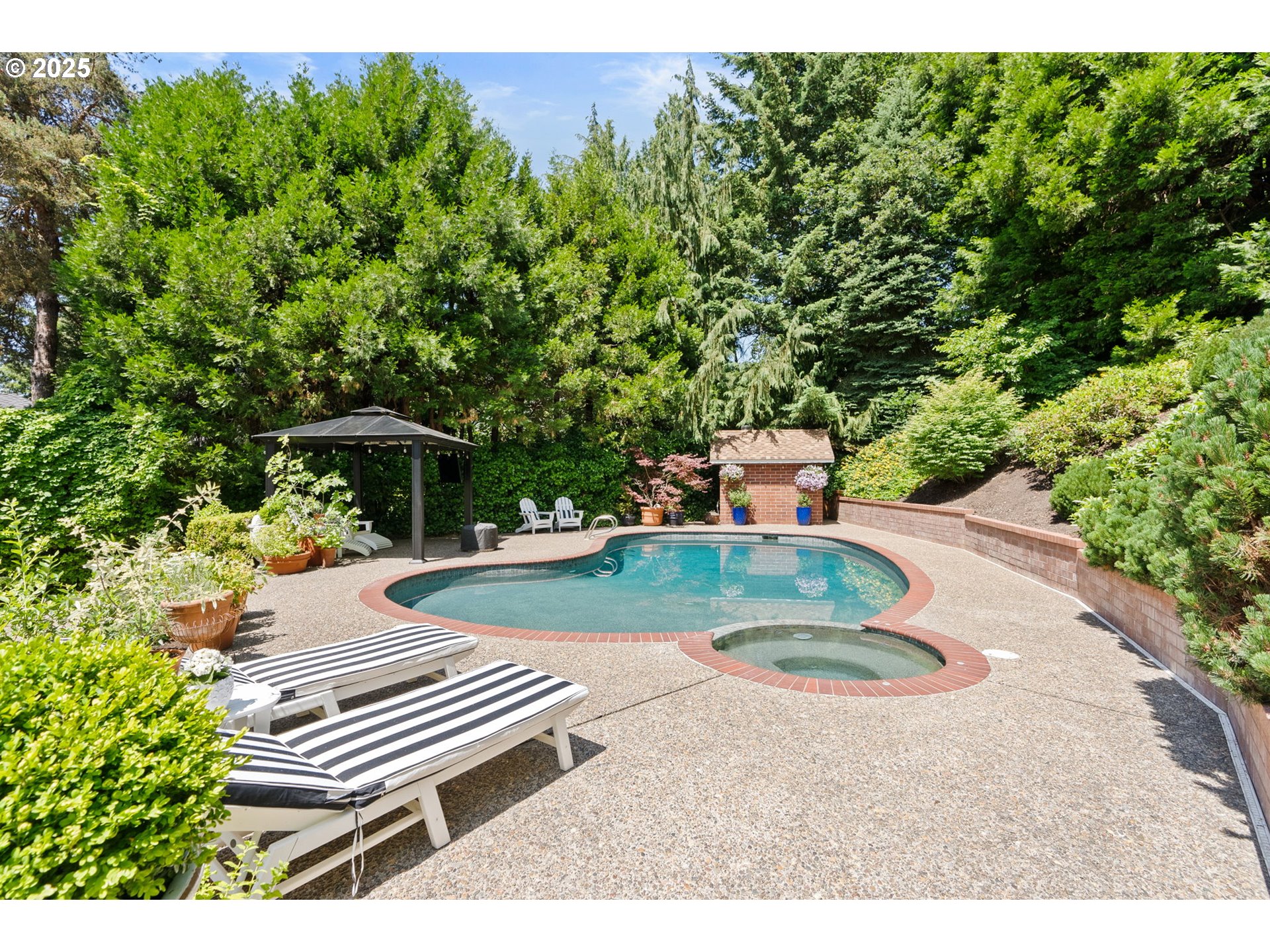 2927 TOLKIEN LN