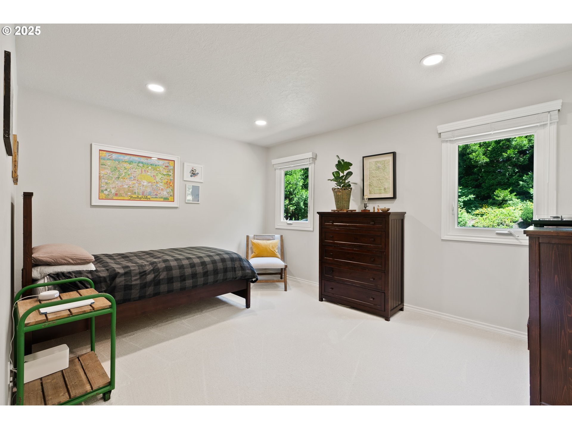 2927 TOLKIEN LN
