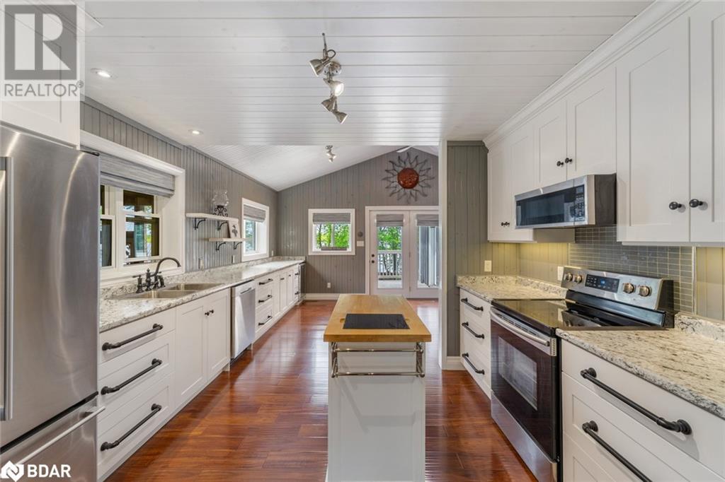 201 AVERY POINT Road