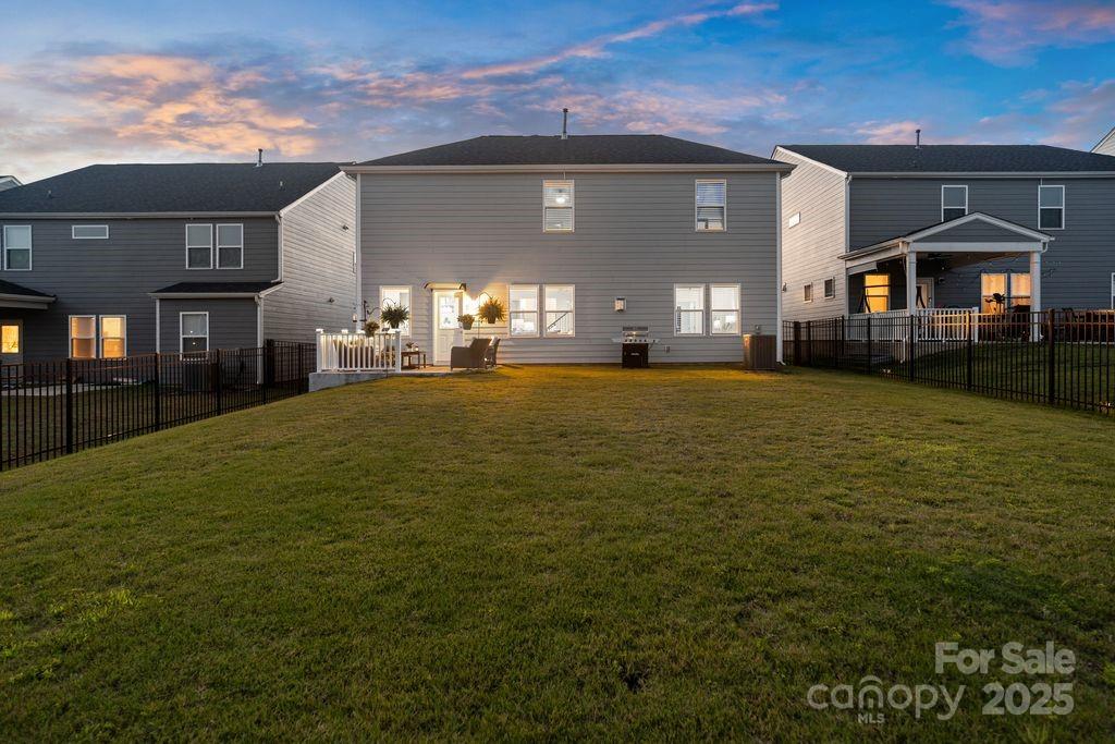 14235 Canemeadow Drive Unit: 102