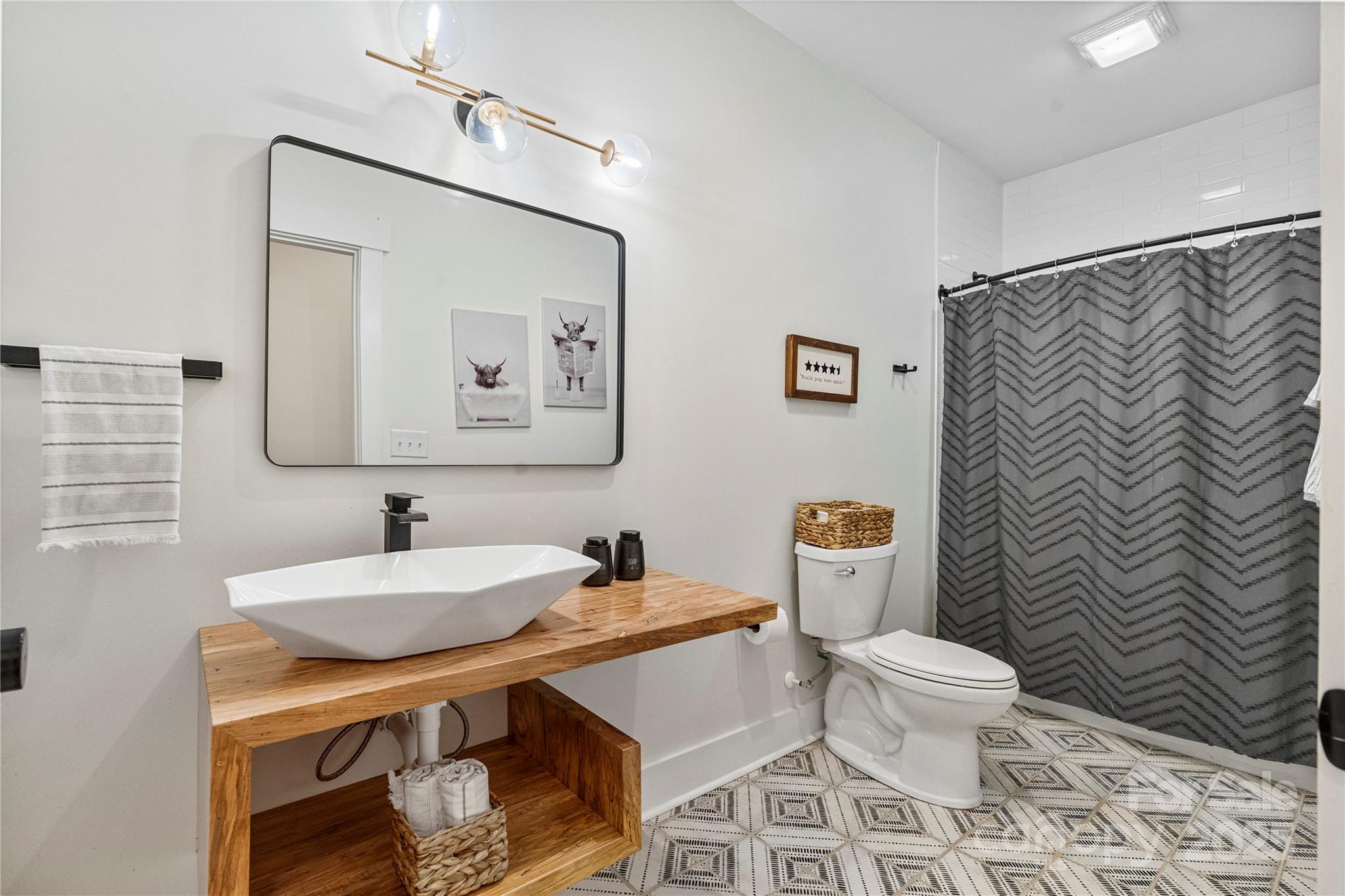 13546 W Highway 55 Highway W