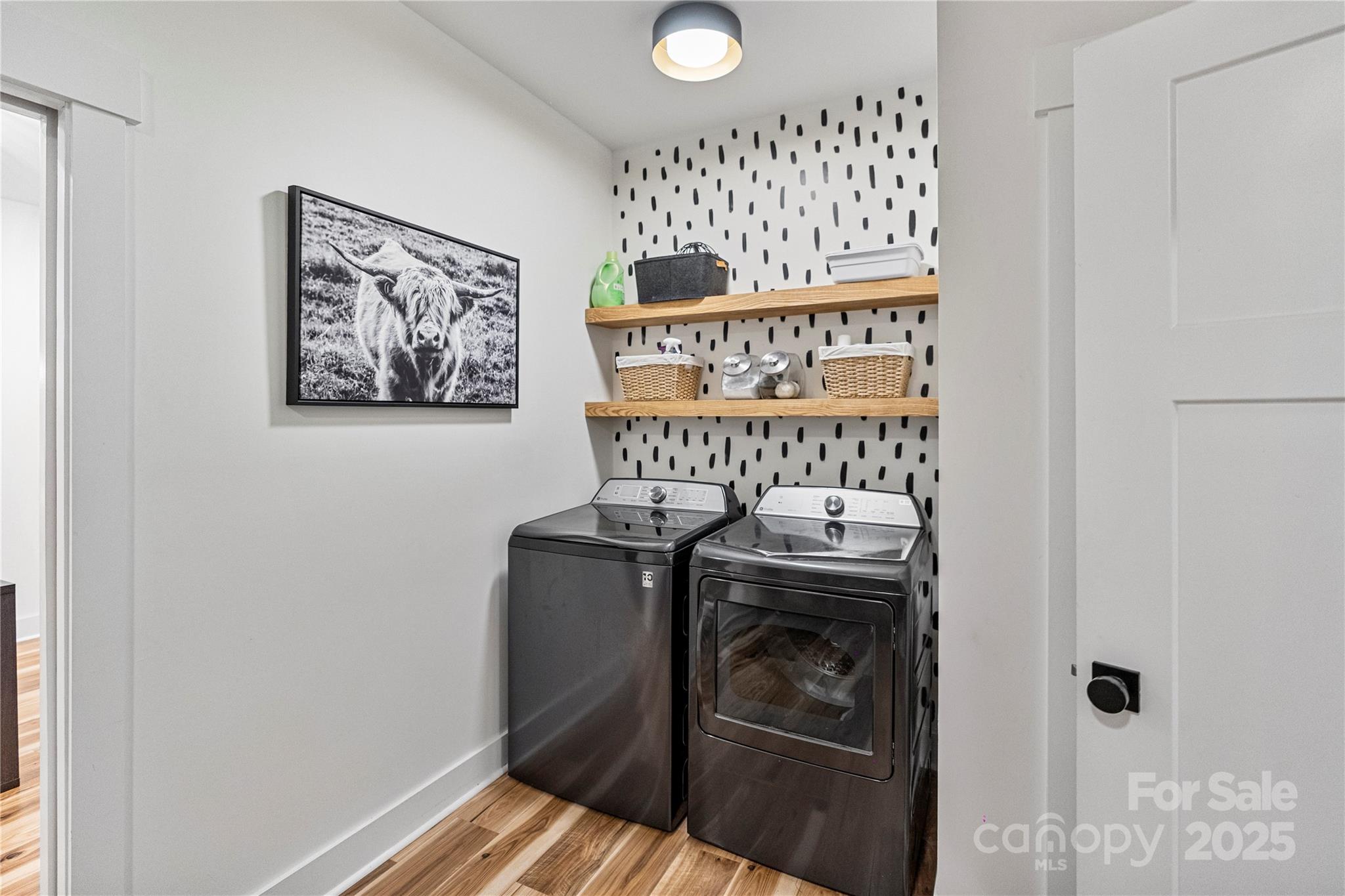 13546 W Highway 55 Highway W