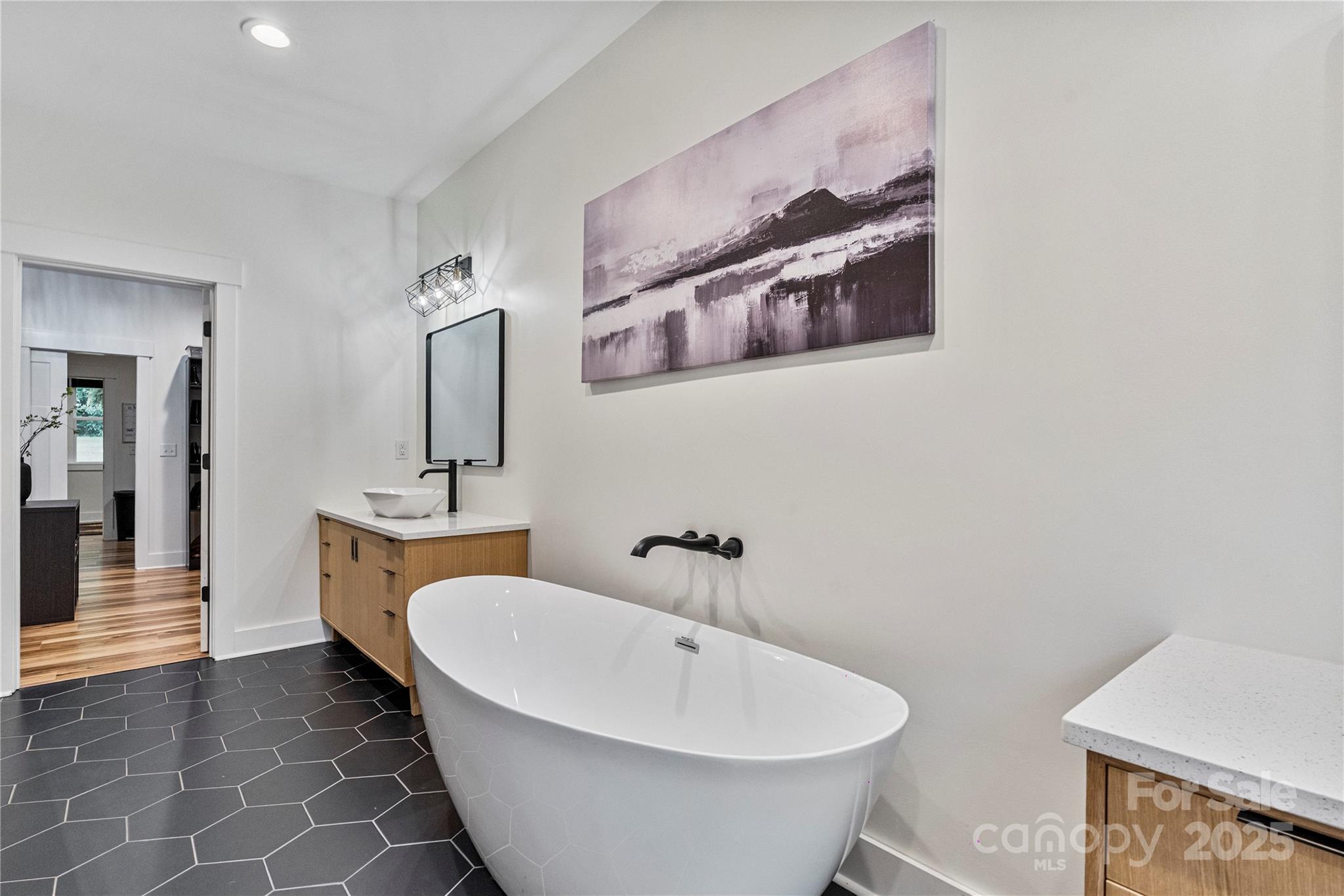 13546 W Highway 55 Highway W