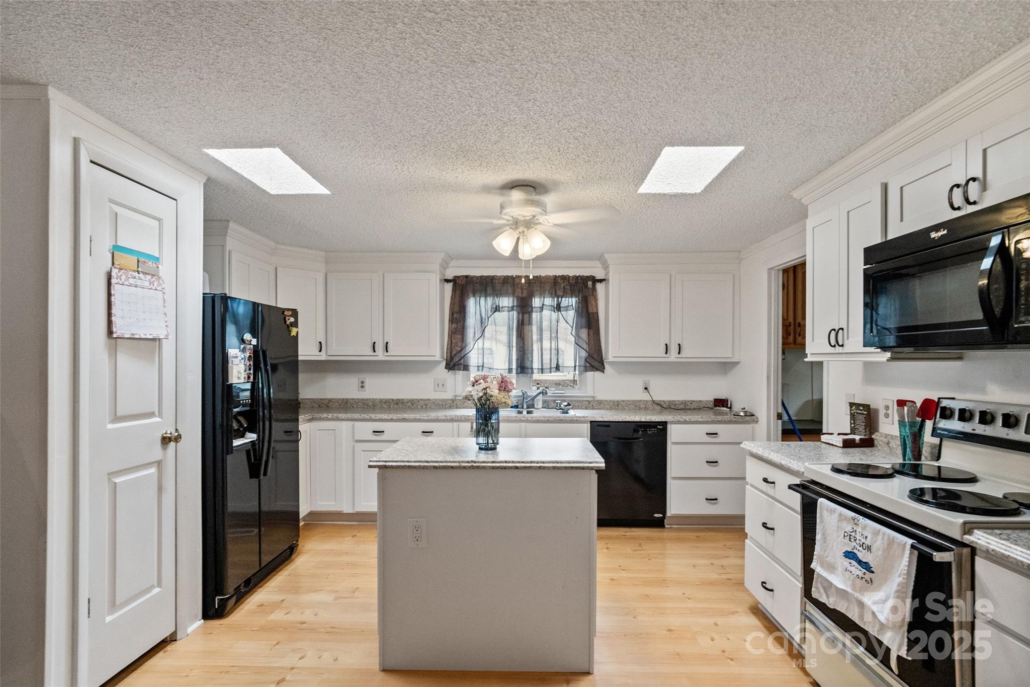 5909 Lake Valley Road Unit: 25