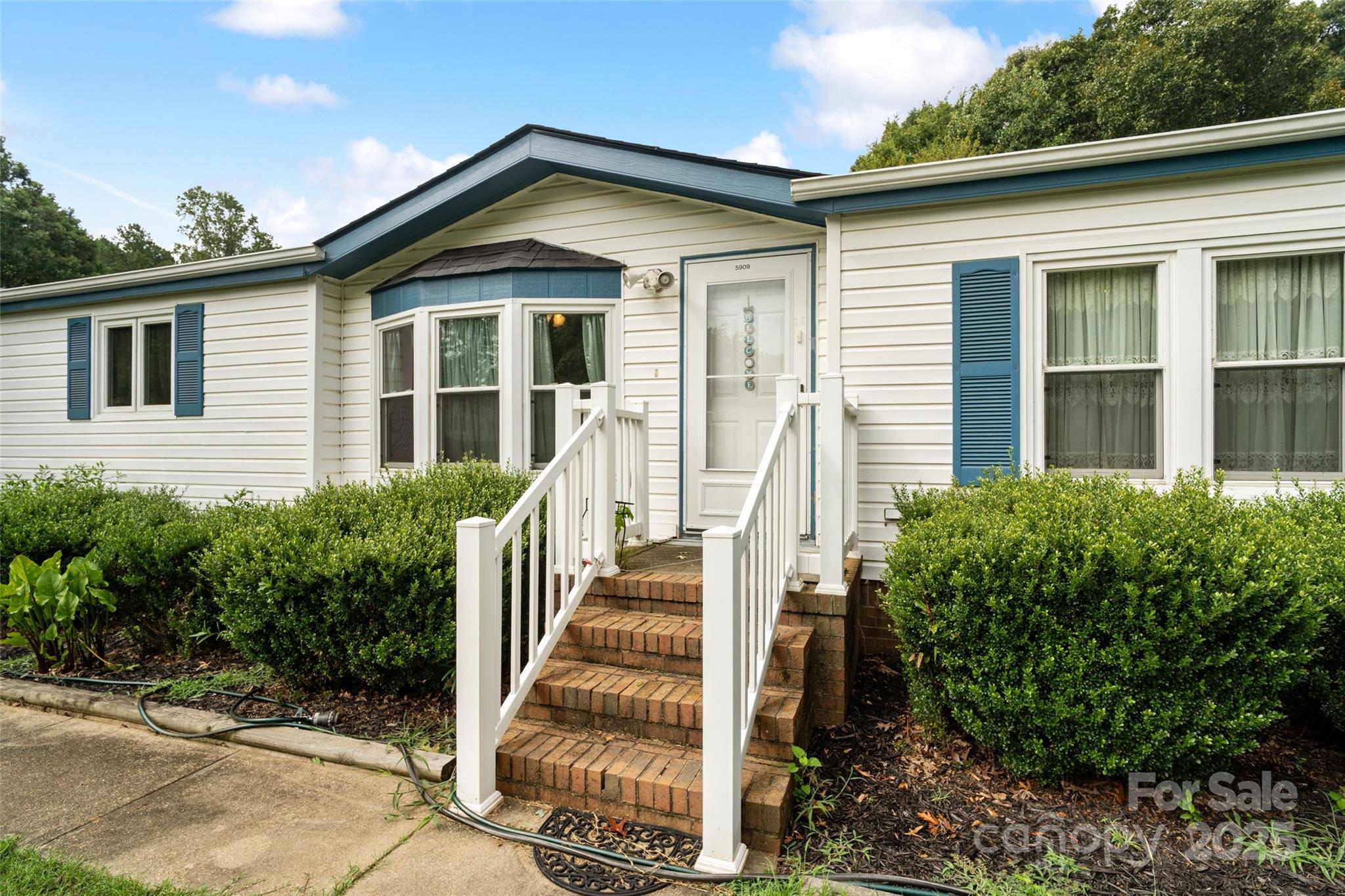 5909 Lake Valley Road Unit: 25