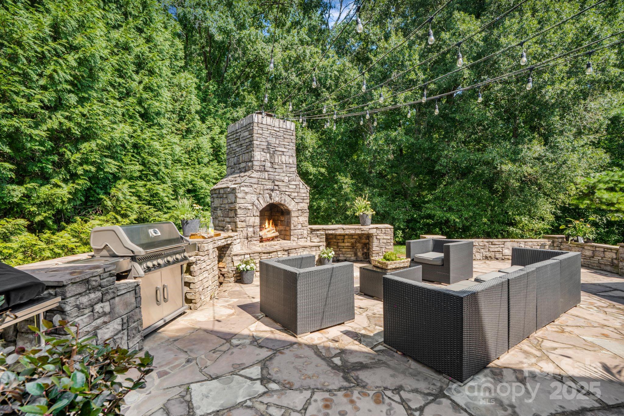 11009 Royal Colony Drive