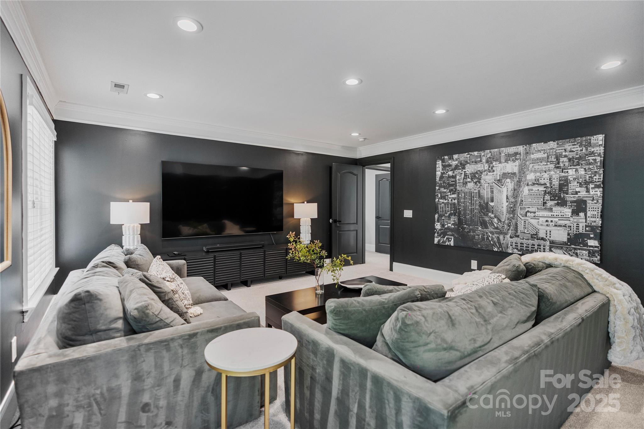 11009 Royal Colony Drive