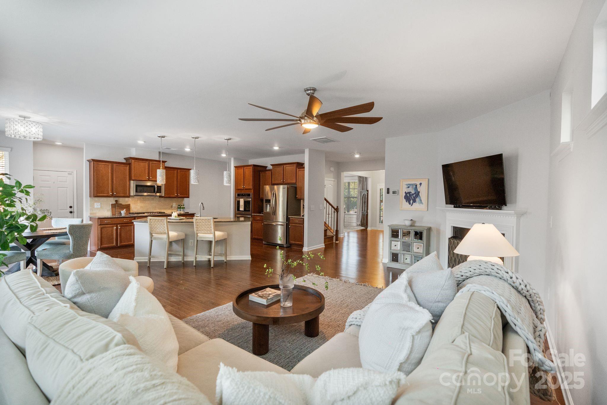 2005 Brightflower Lane