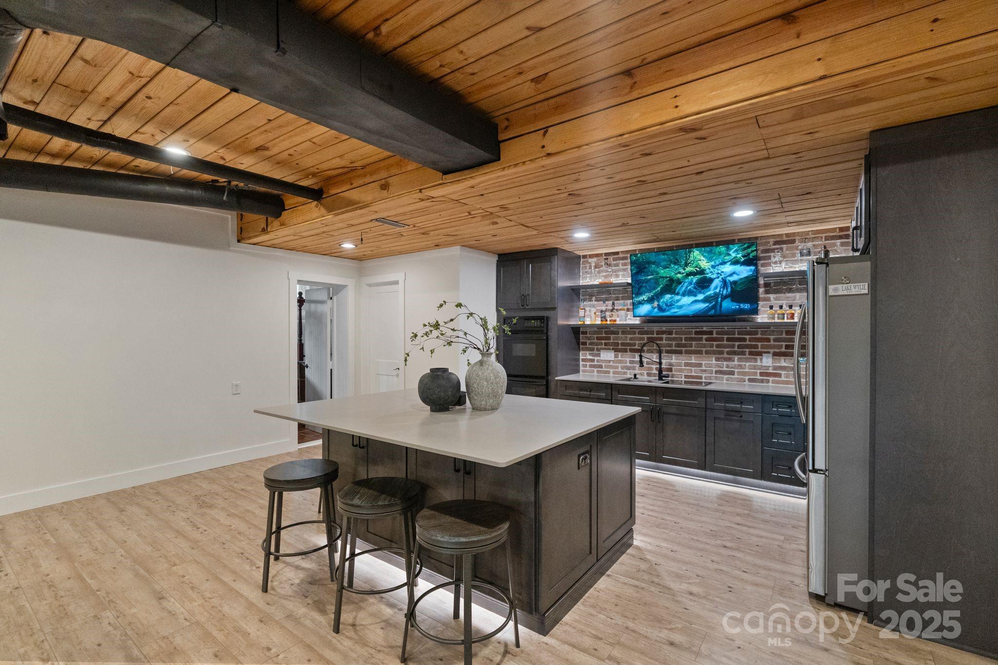 4625 Water Oak Drive