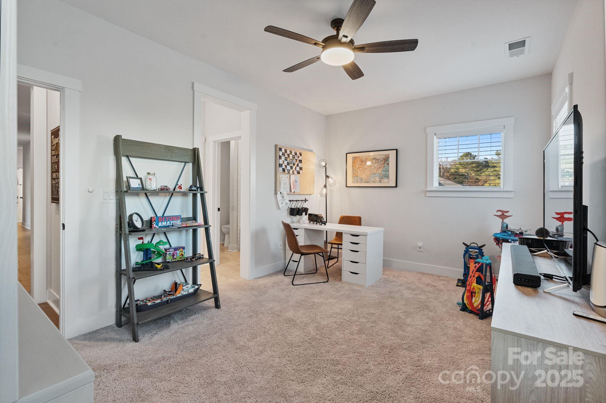 2085 Paddlers Cove Drive