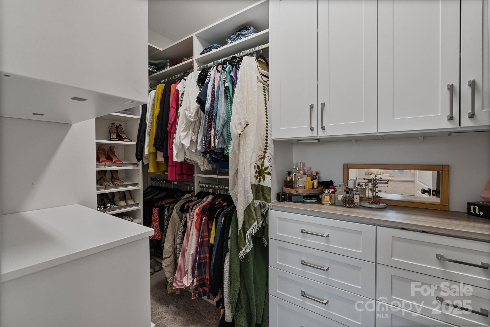 2085 Paddlers Cove Drive