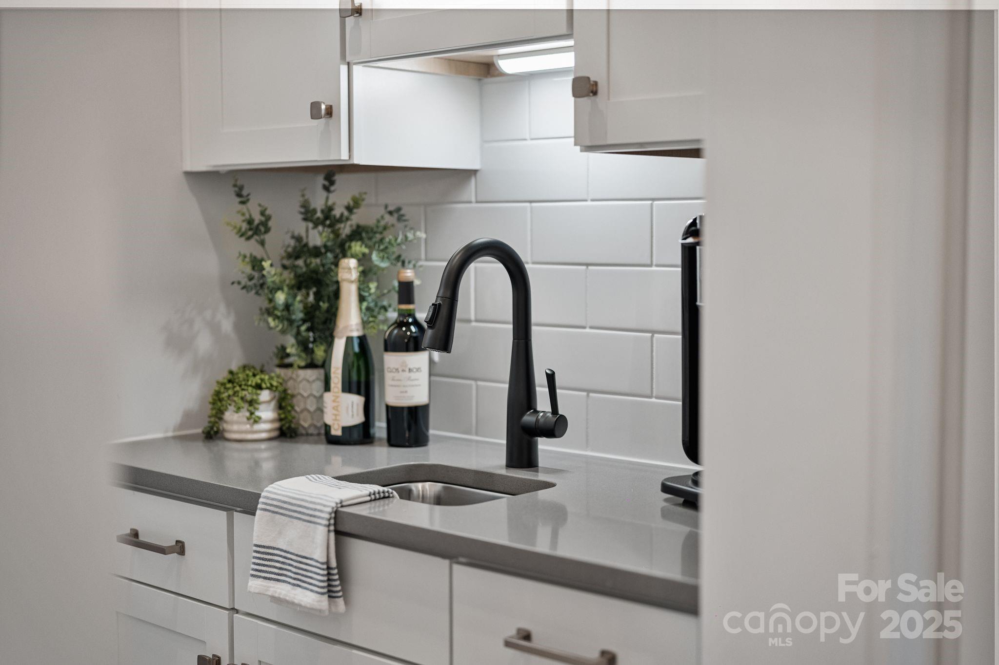 2085 Paddlers Cove Drive