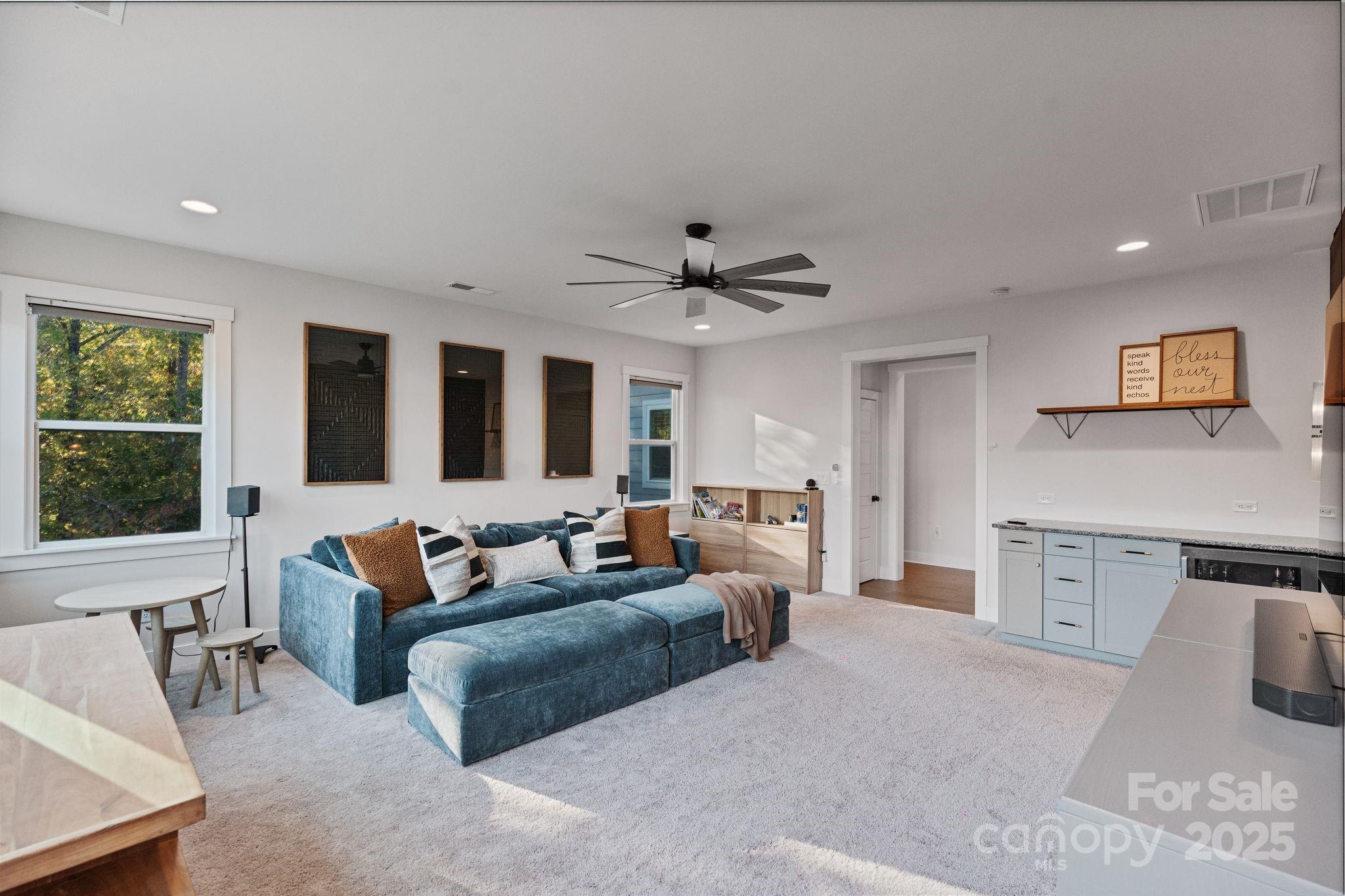 2085 Paddlers Cove Drive