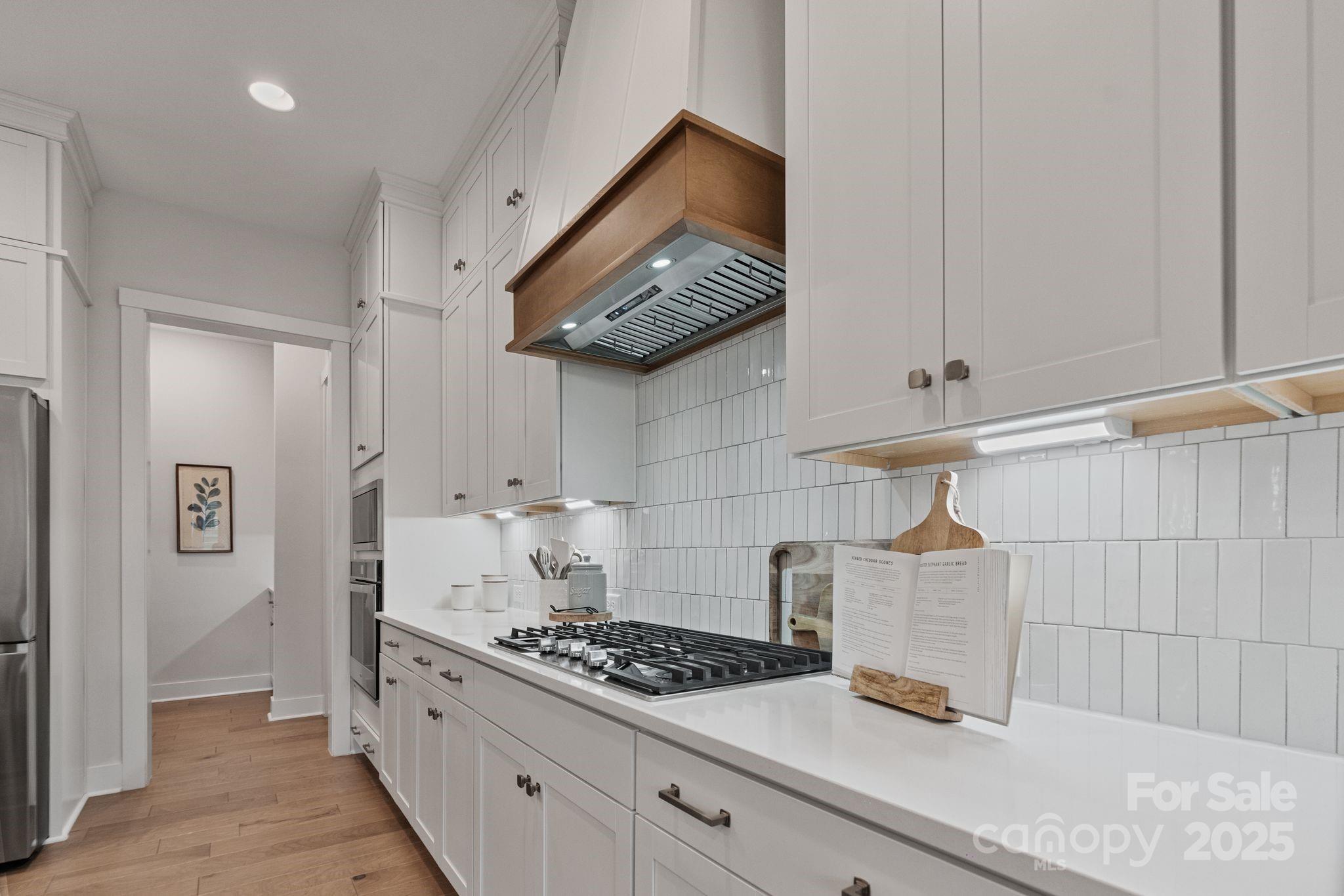 2085 Paddlers Cove Drive