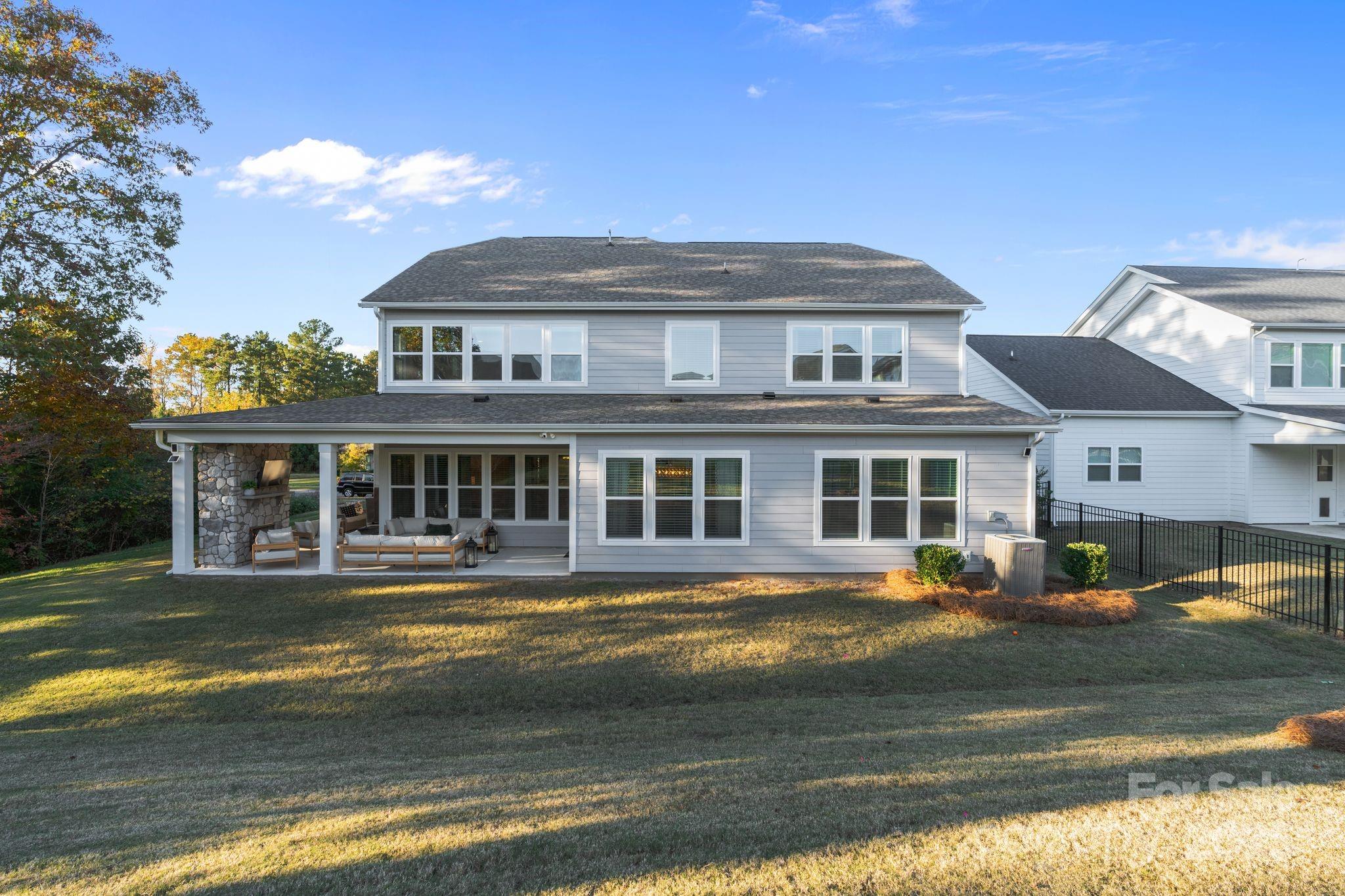 2085 Paddlers Cove Drive