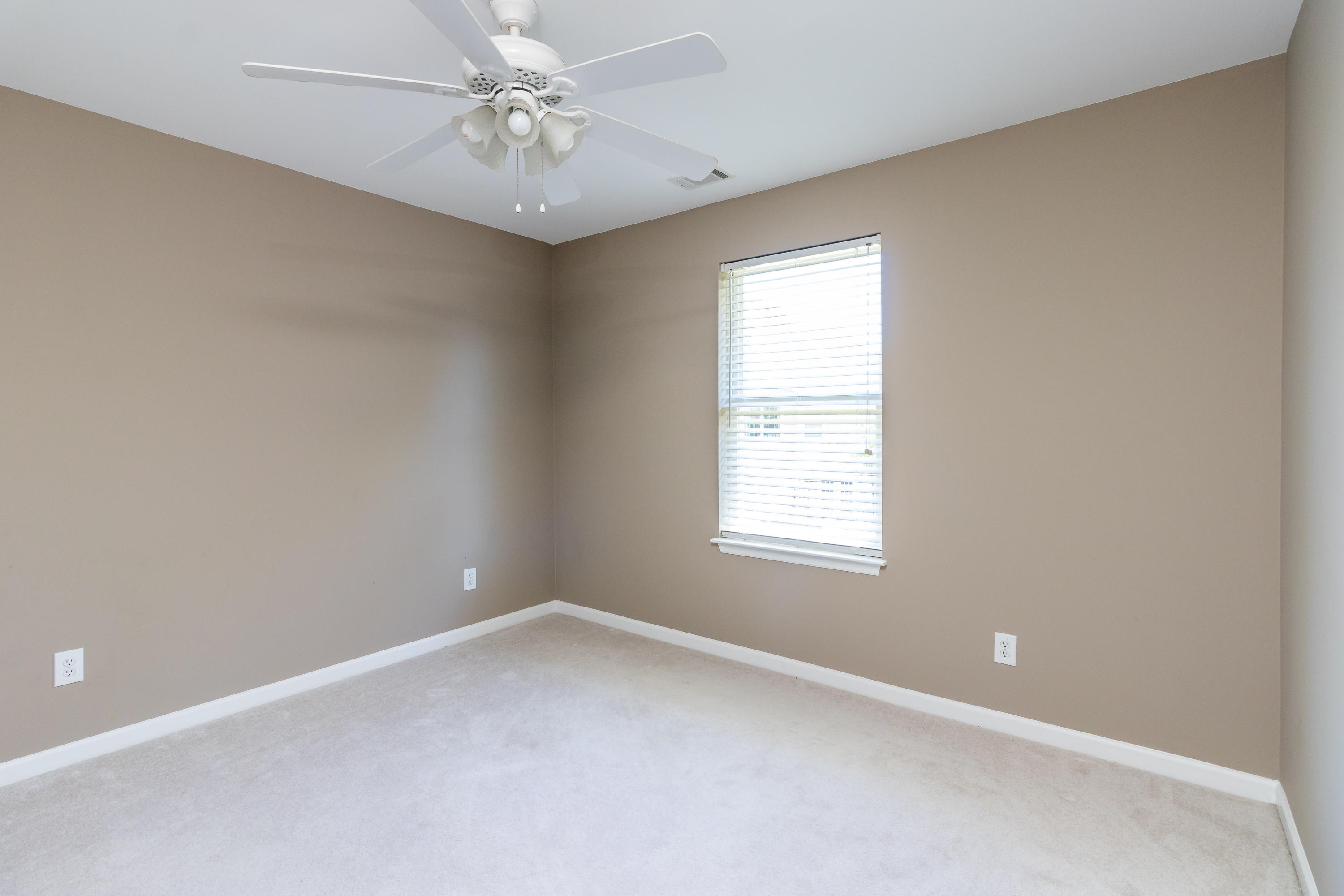 2945 Split Hickory Court