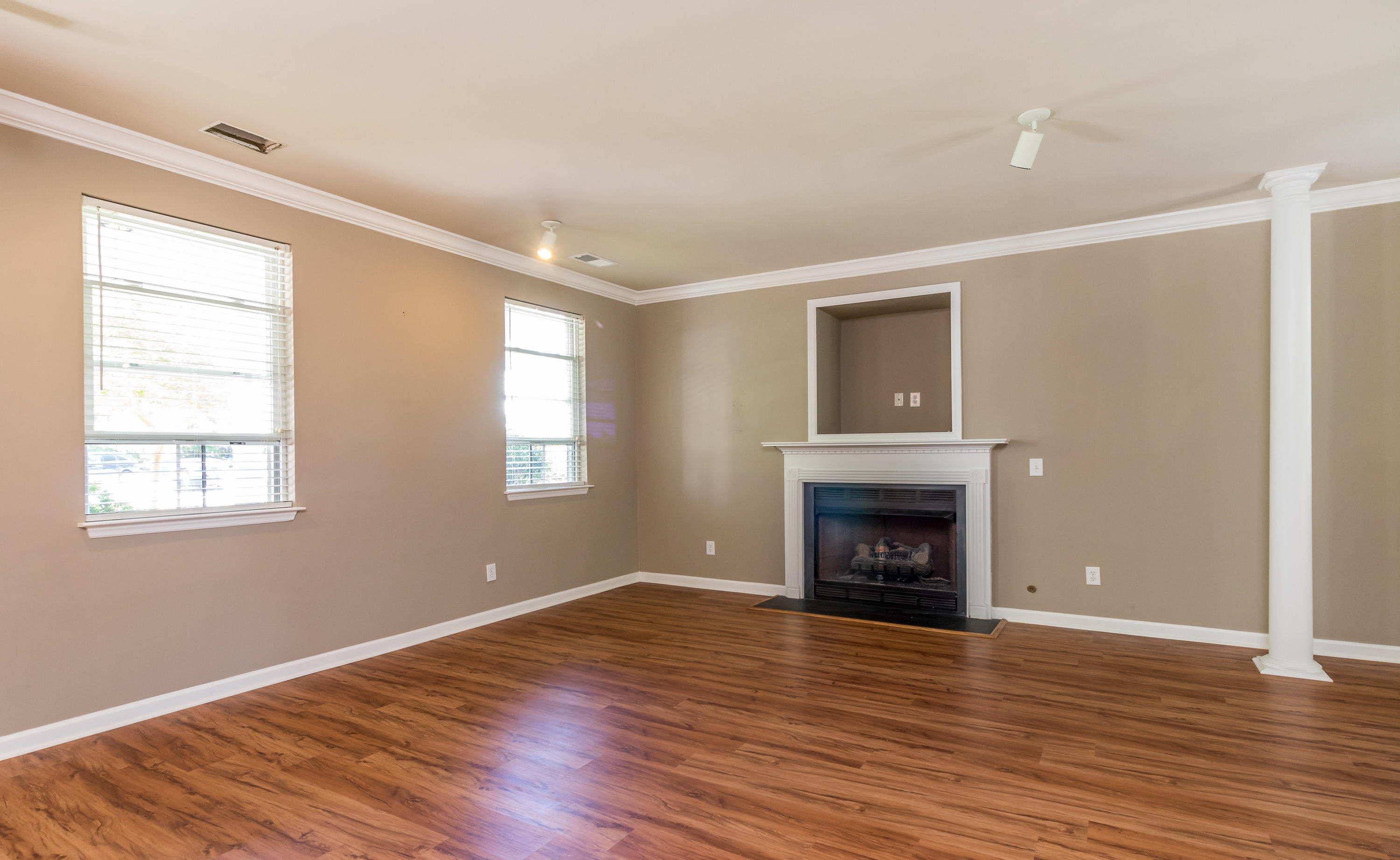 2945 Split Hickory Court