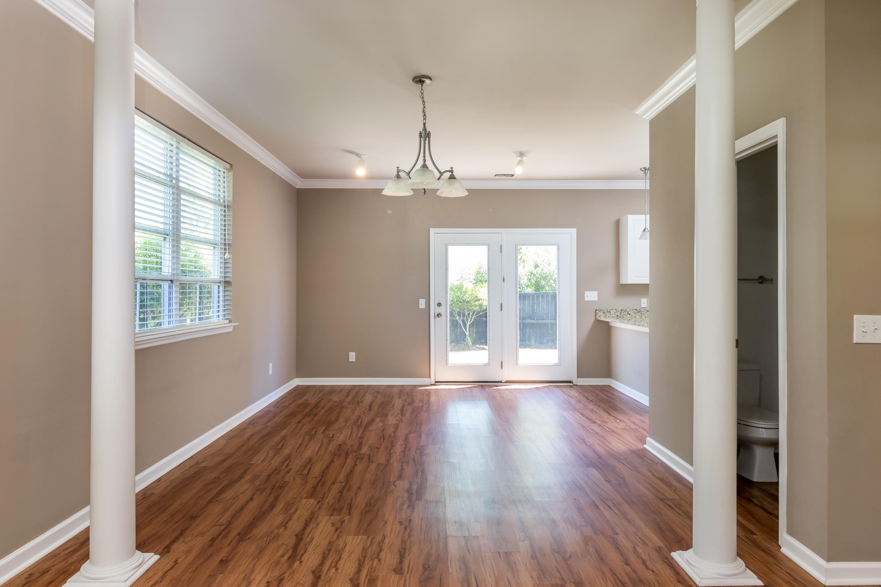 2945 Split Hickory Court