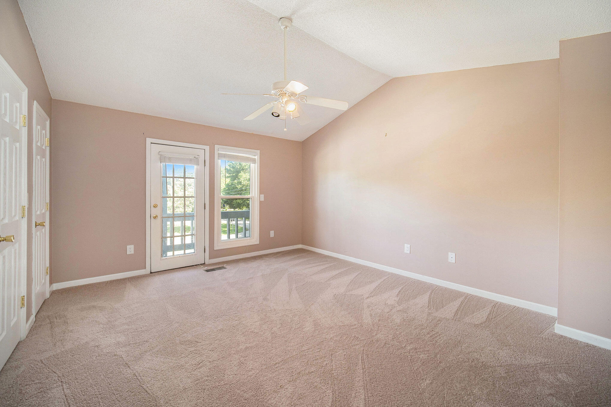 1004 Monticello Drive Unit: 2-A