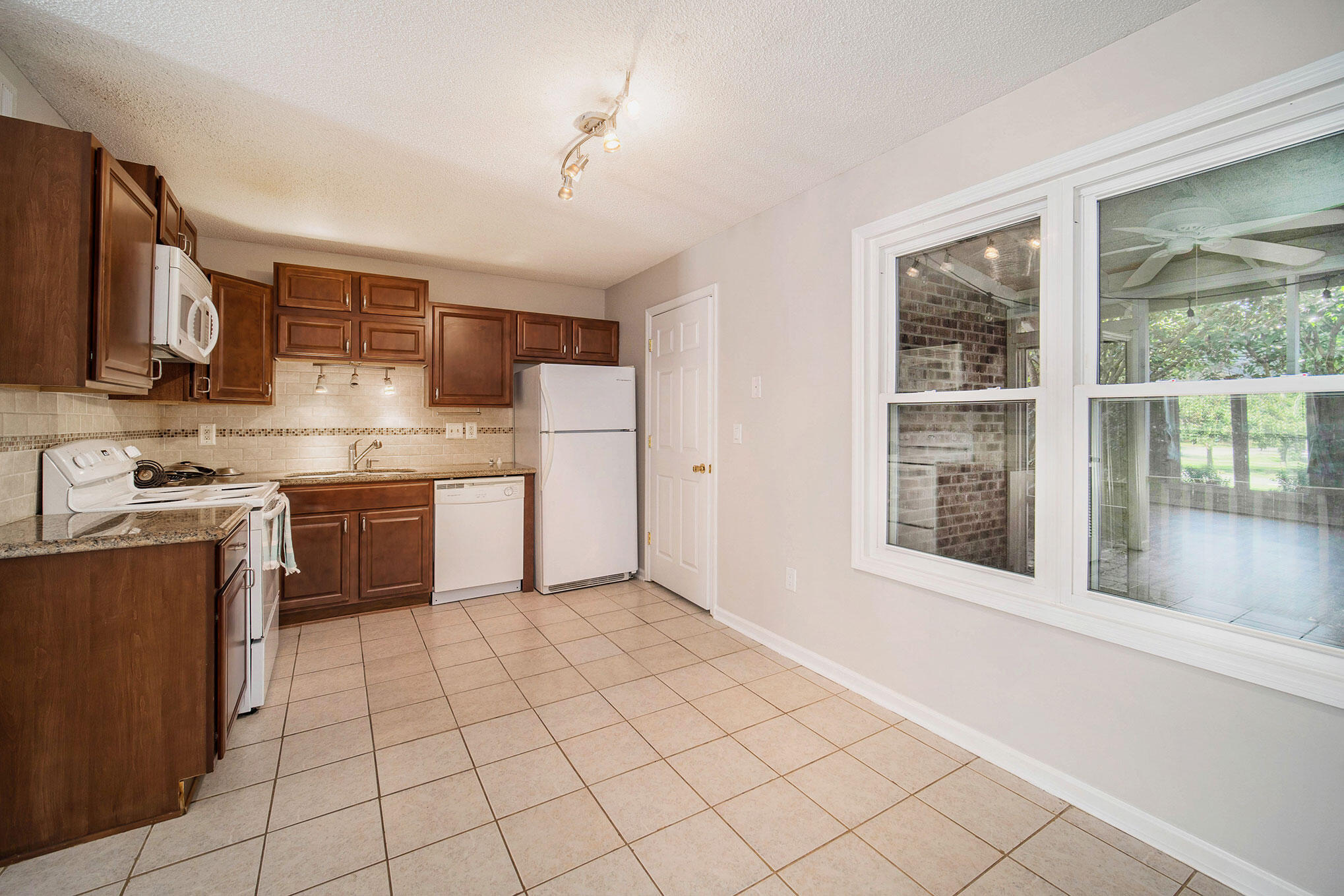 1004 Monticello Drive Unit: 2-A