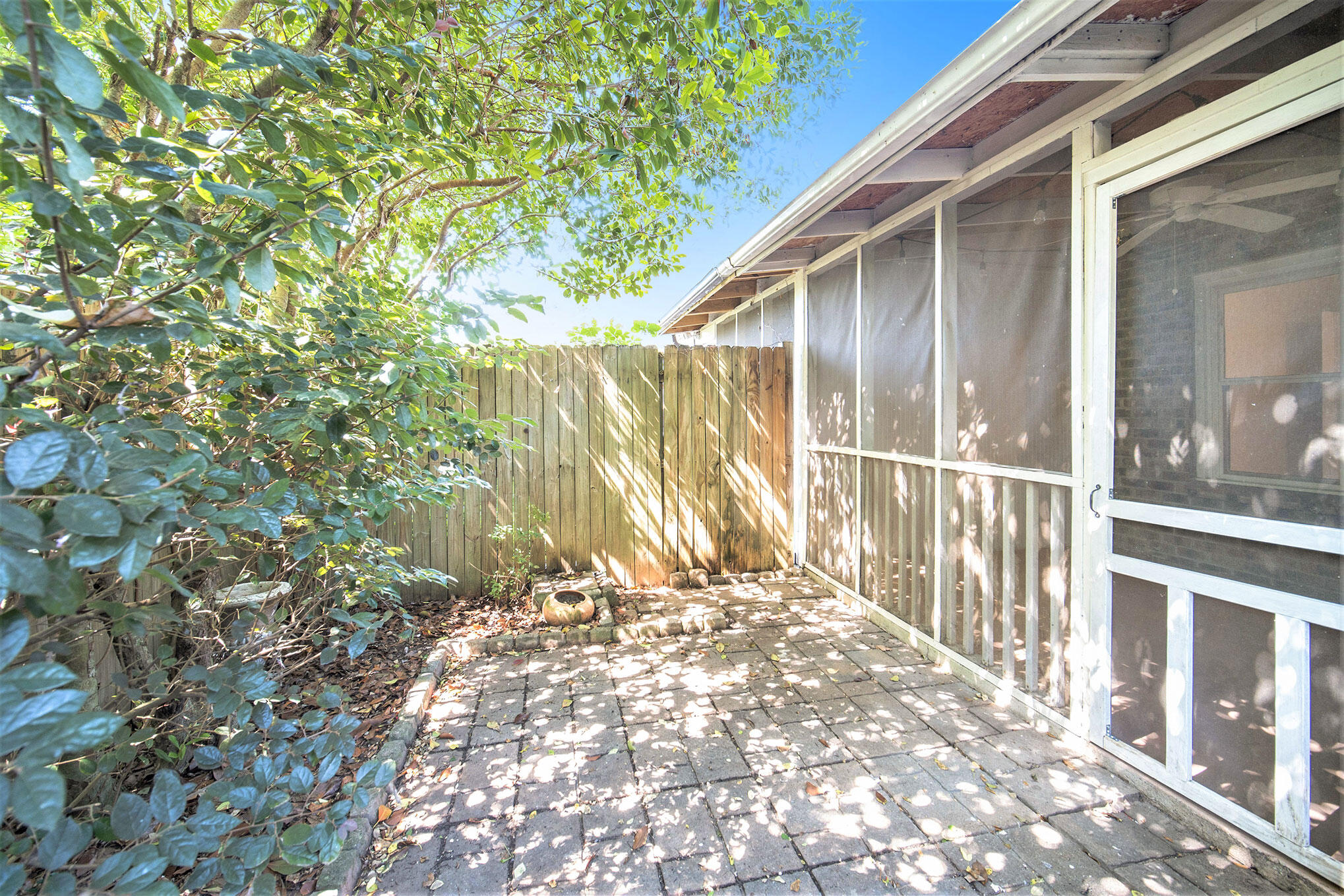 1004 Monticello Drive Unit: 2-A