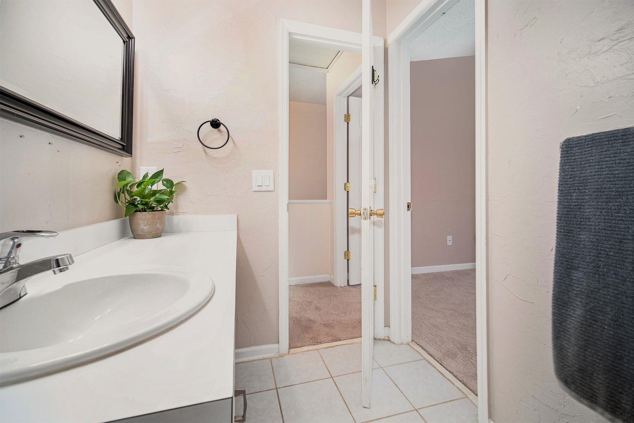 1004 Monticello Drive Unit: 2-A